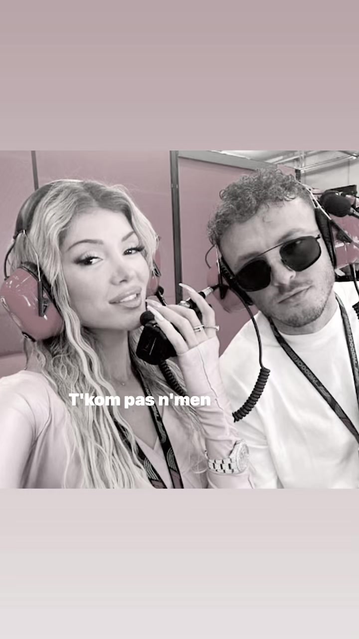 @~
