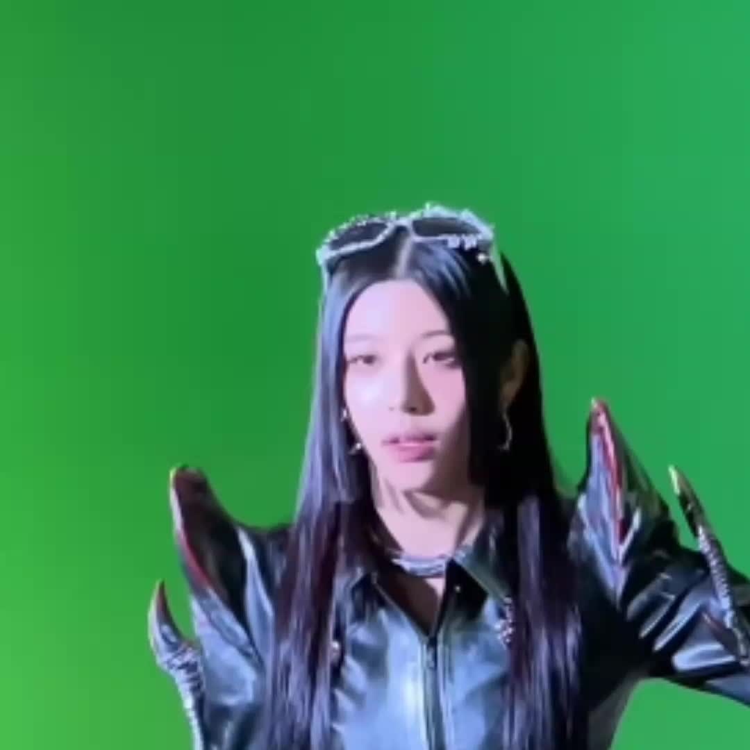 @XIN DEFINED MYSELF