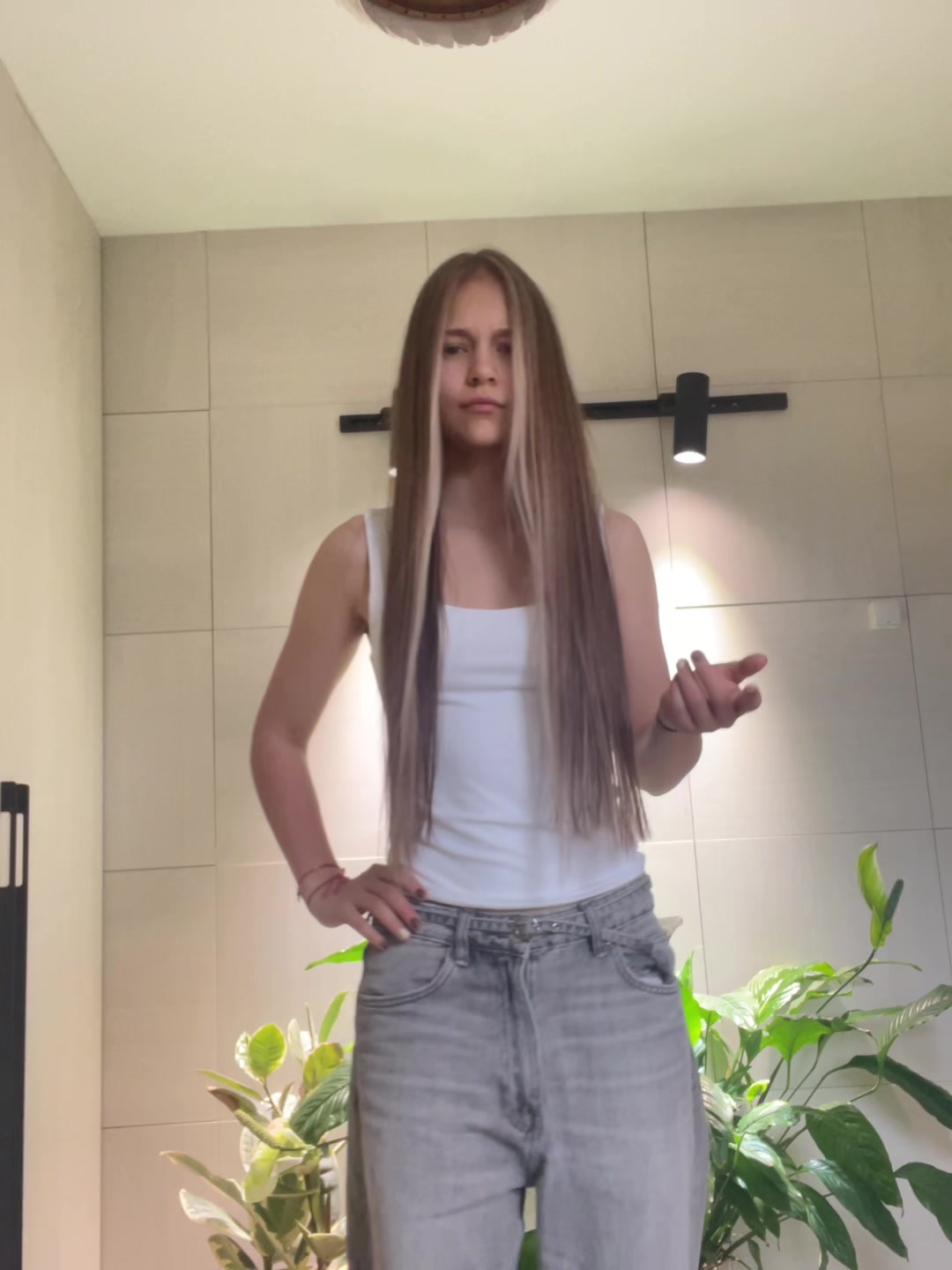 @xhorks.