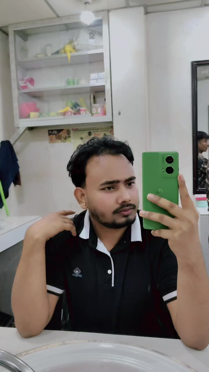 @🇧🇩 𝙍𝙖𝙝𝙪𝙡'🤍