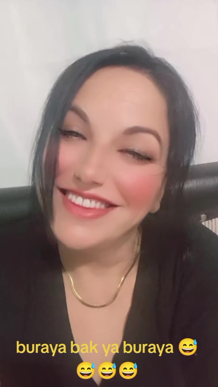 @gülüşü güzel Antakyalı çiğdem