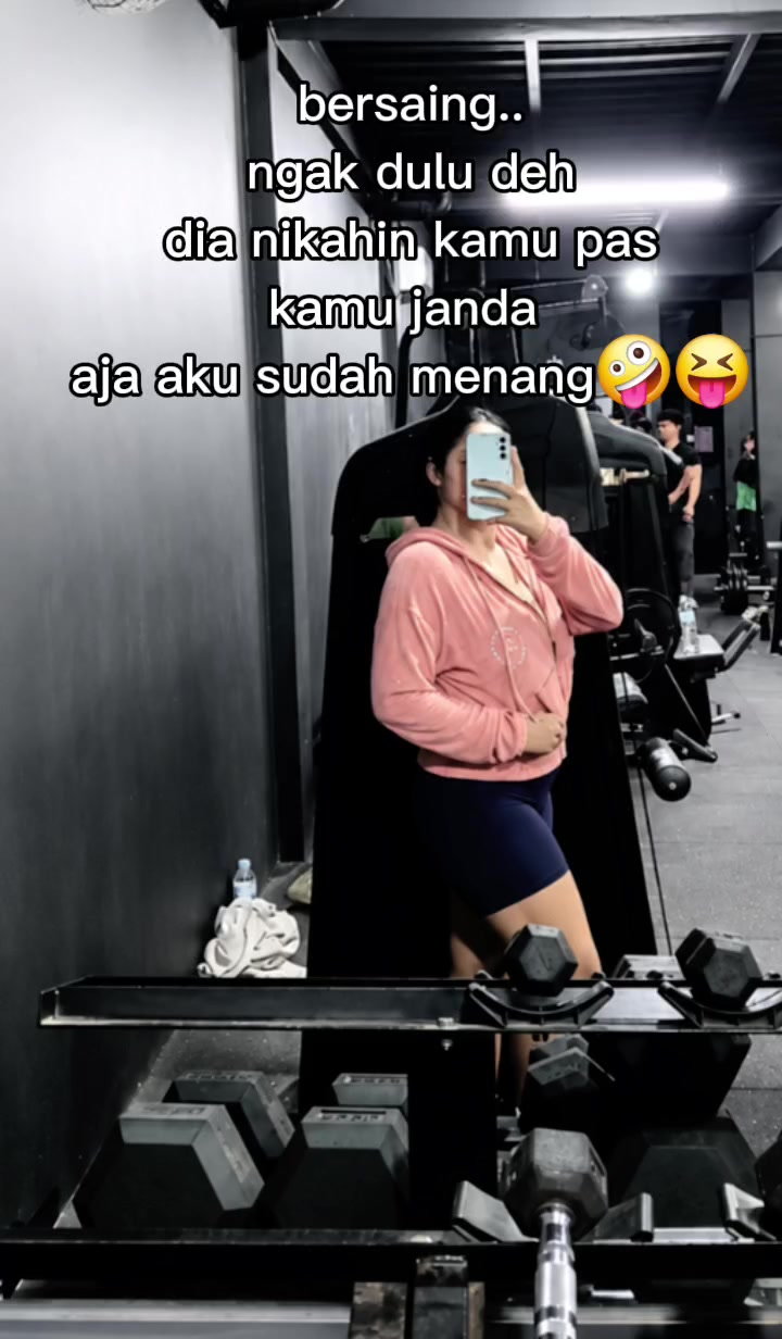 @łïłï🧿🌺