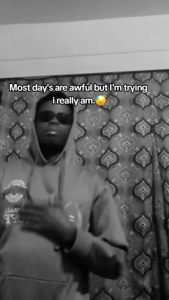 @BLEEDING SOUL💔😭🕊
