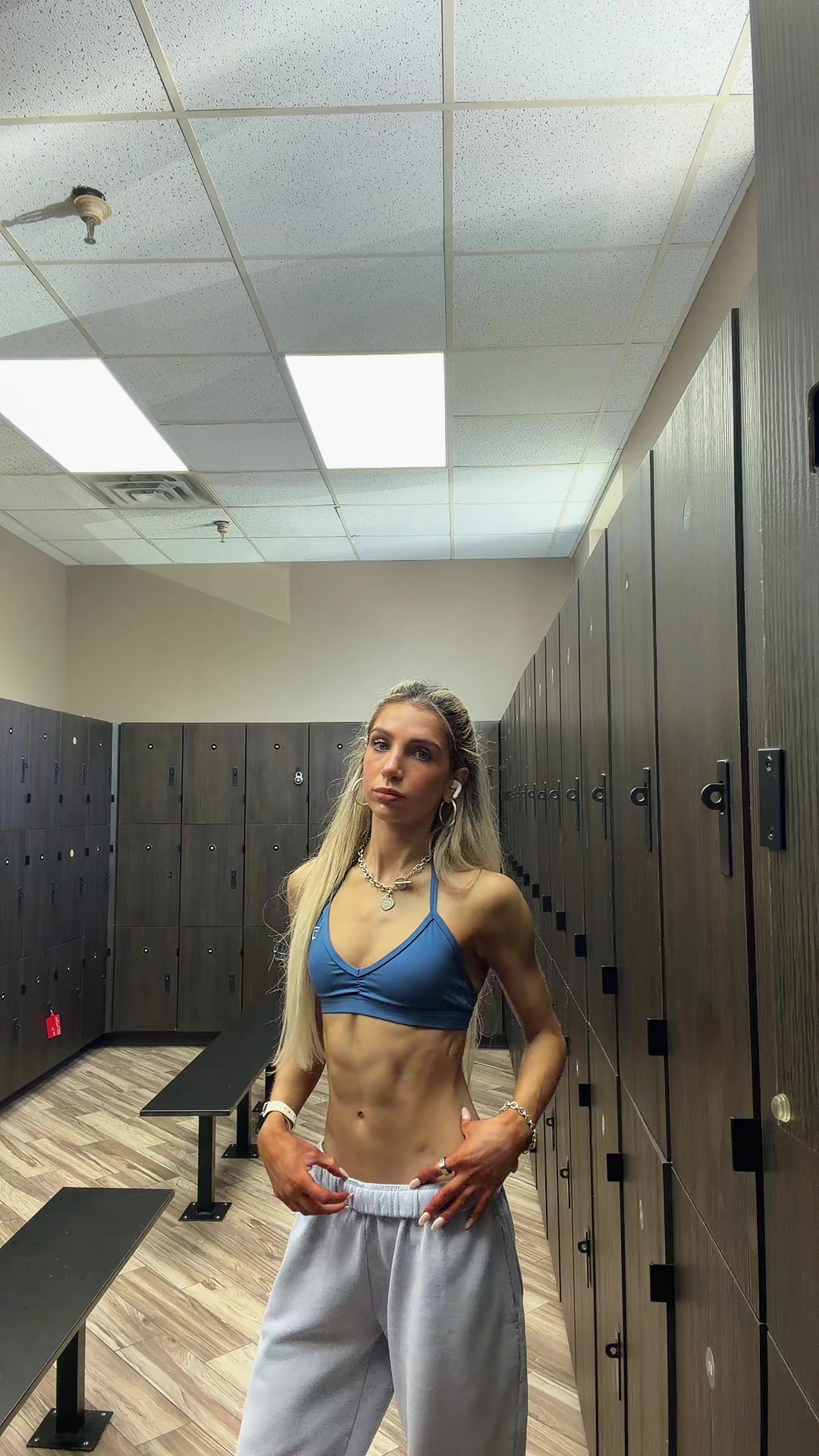 @giulia