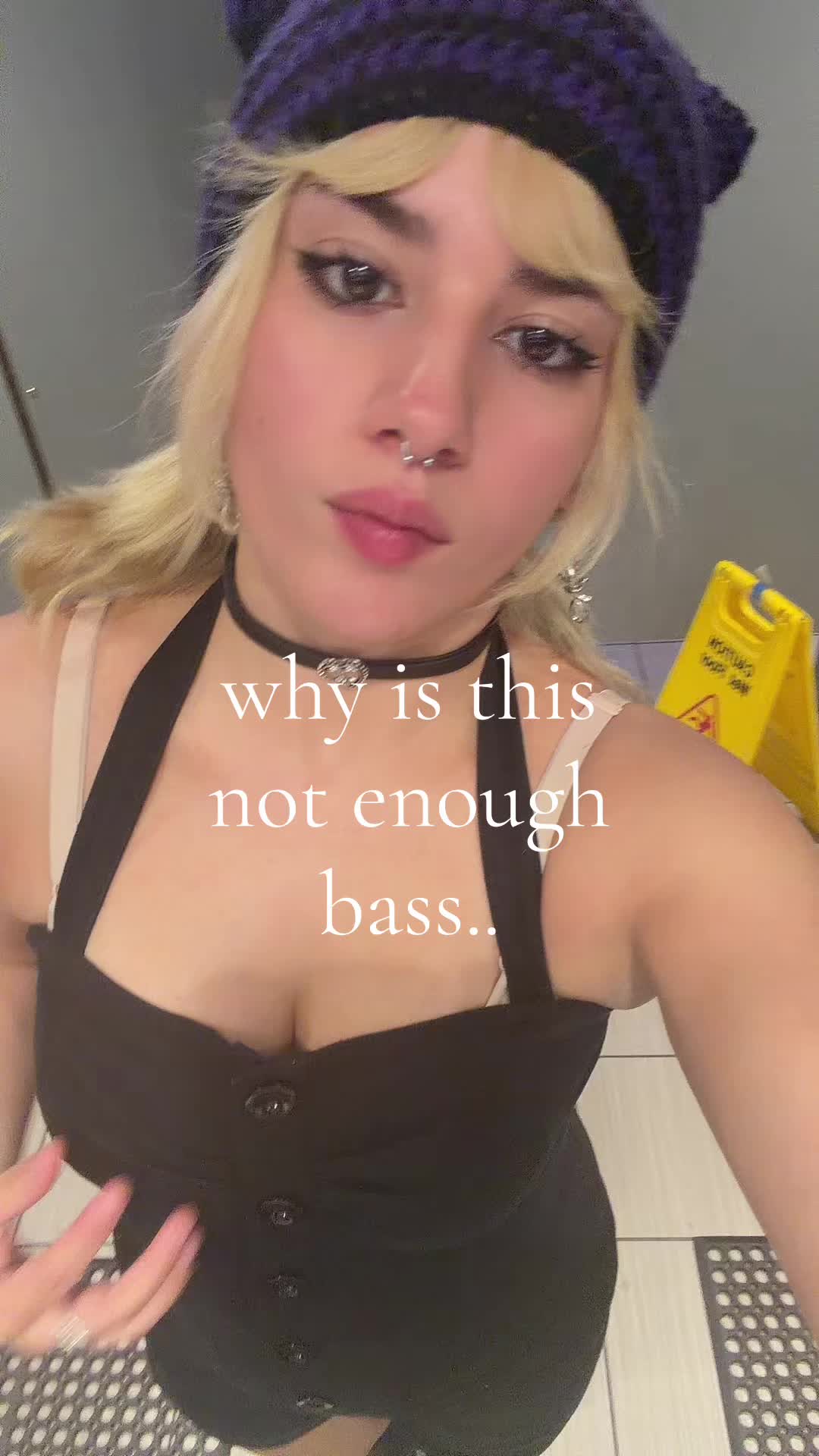 @moonsharkk