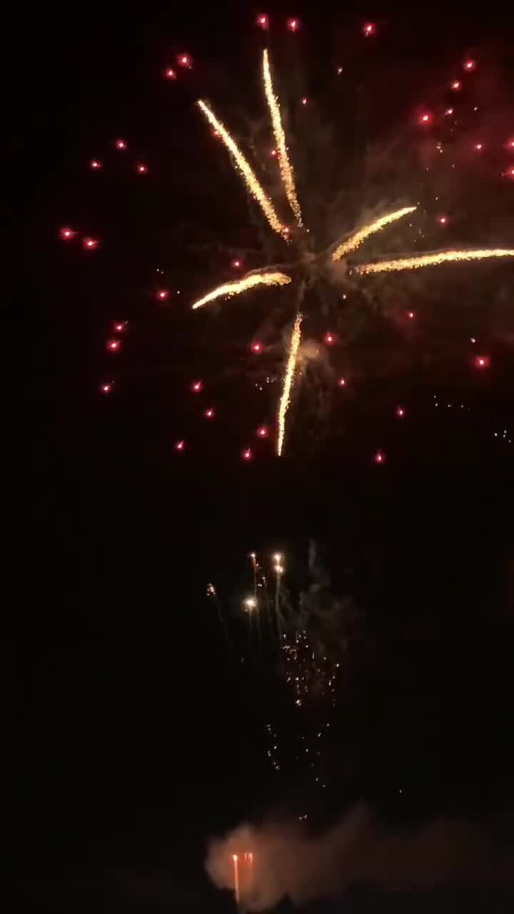 @EllaineDesu 🇵🇭