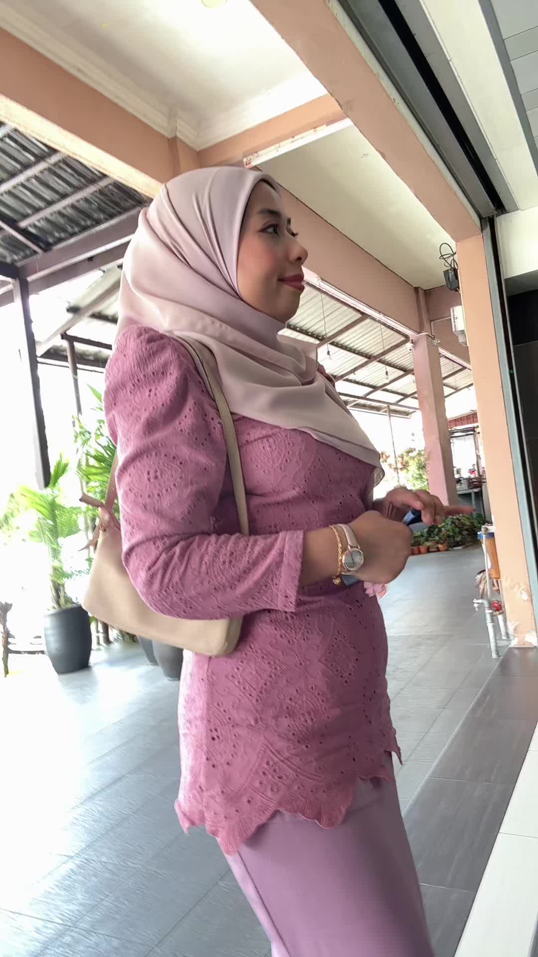 @Anis Marhanis