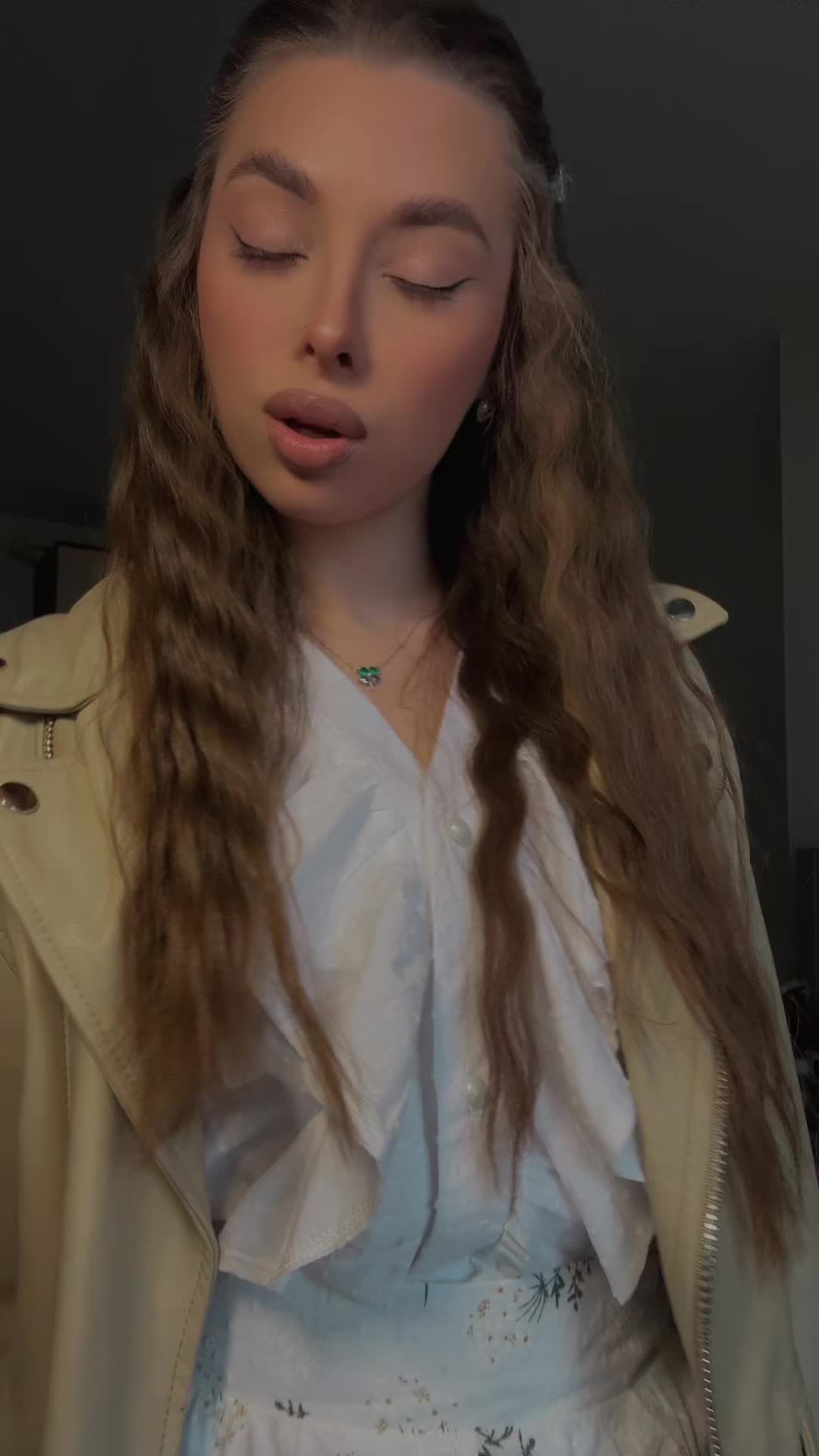 @Алечка😻💗❤️