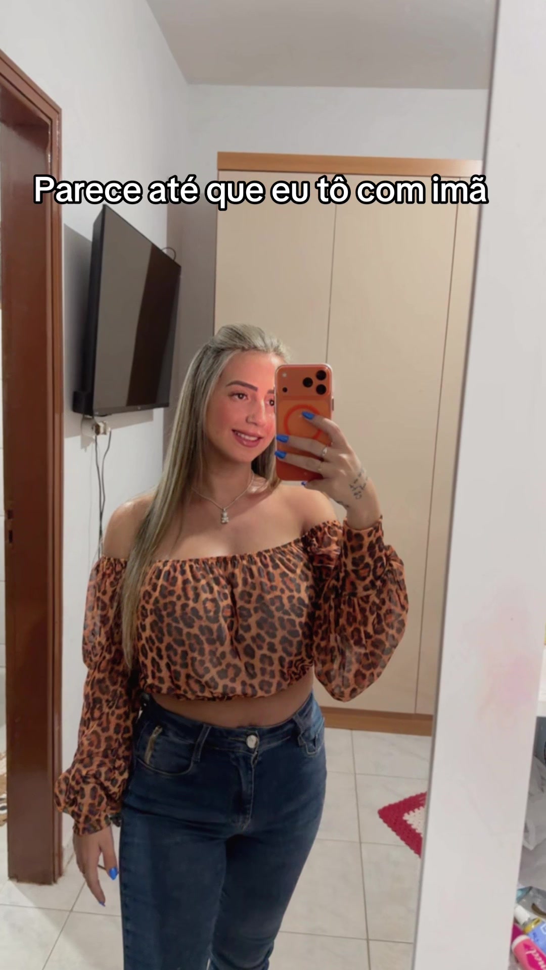 @Ana Carolina