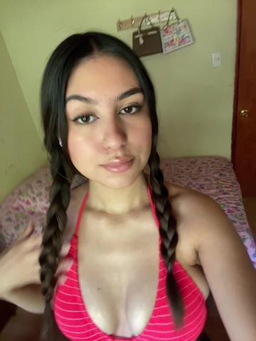 @Camila🤎