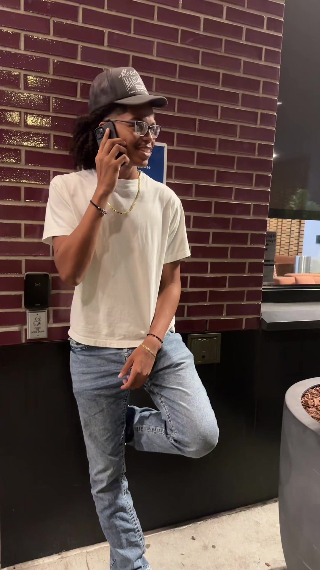 @Lin da don 🦍