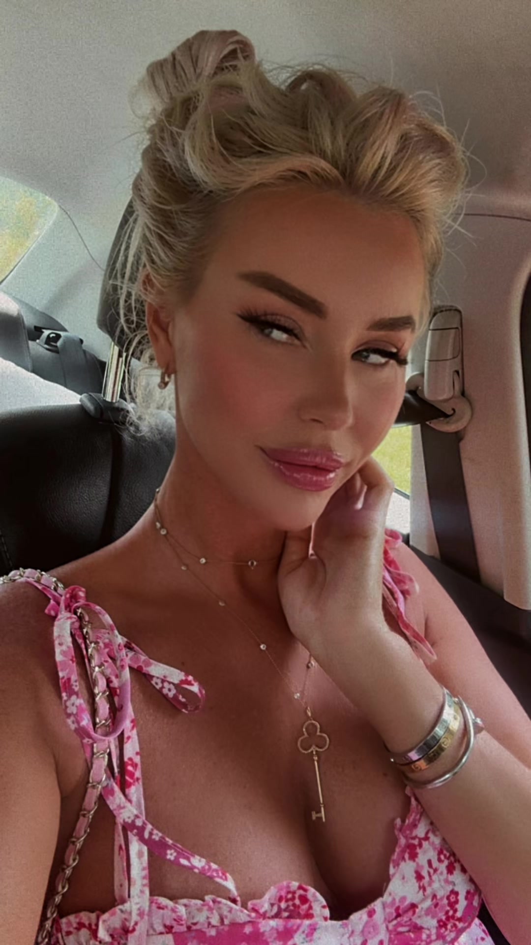 @Ангел Елена