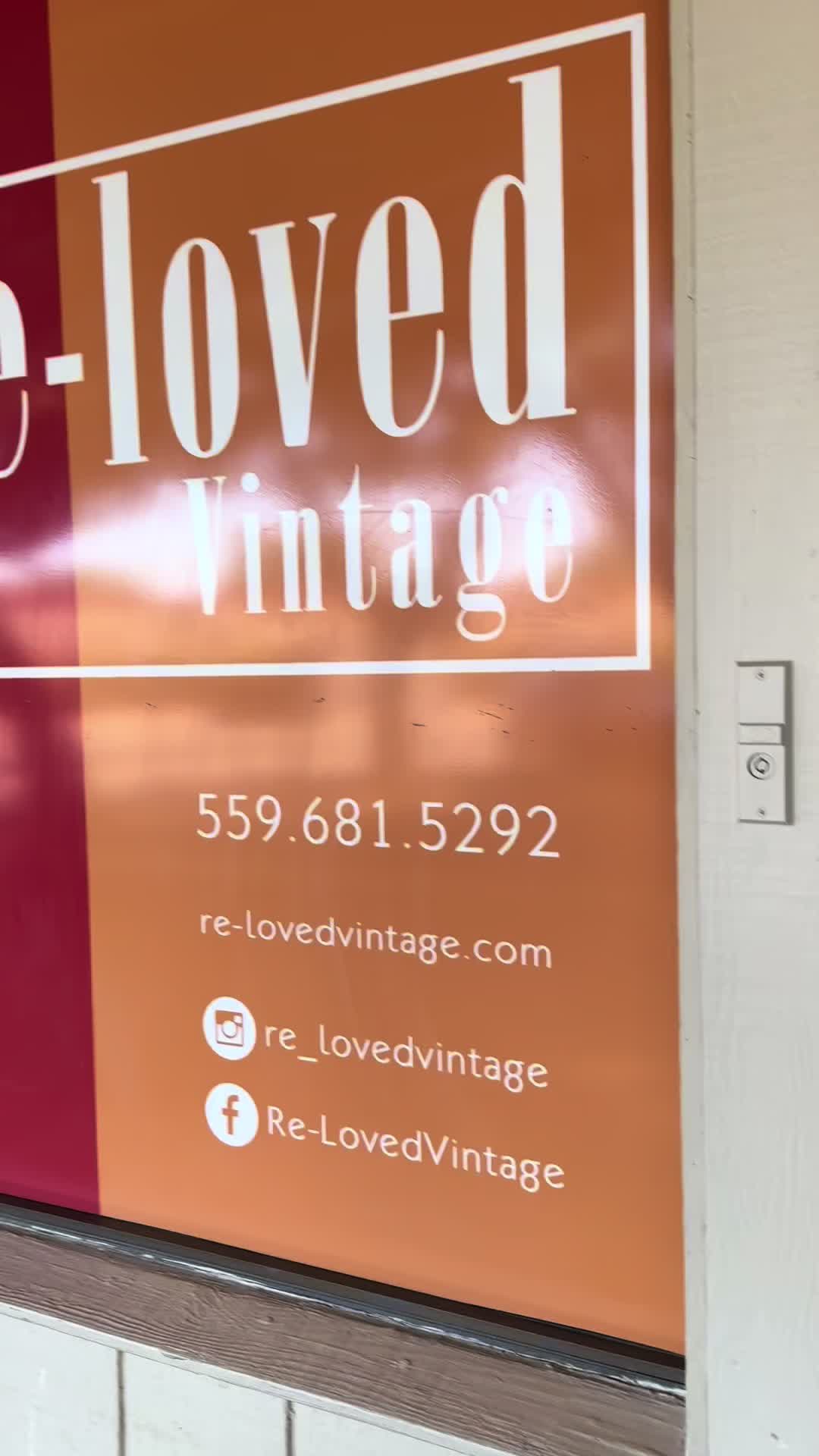 @RelovedVintage