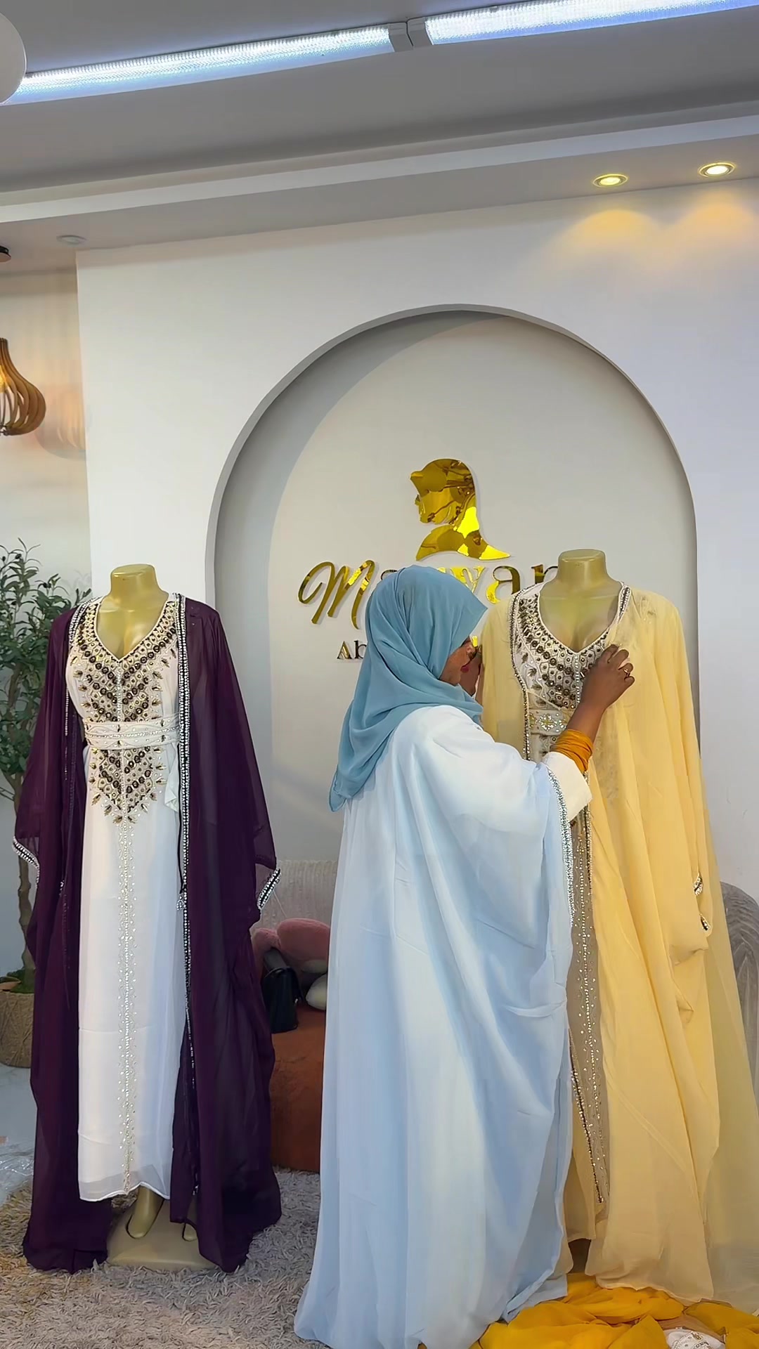 @maryam_abaya_collection