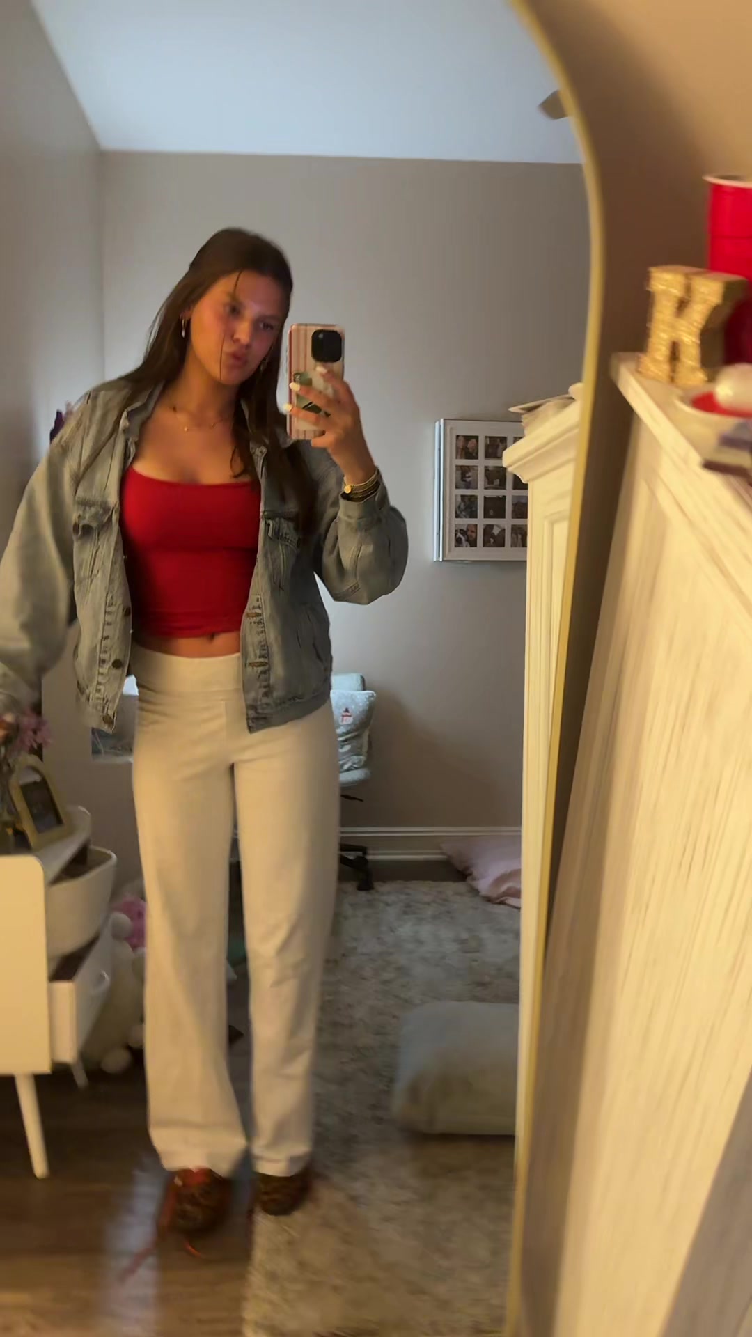 @leahjay