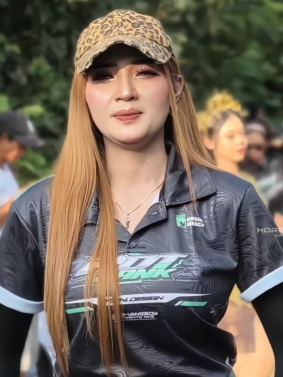 @𝙃𝙊𝙍𝙀𝙂𝙂𝘼𝙉𝙆