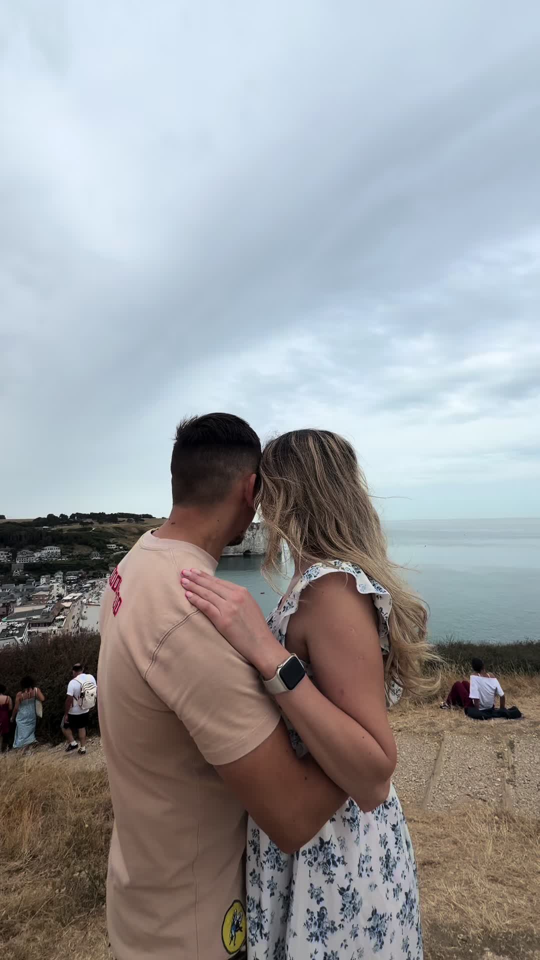 @Minune Adi 🇬🇧
