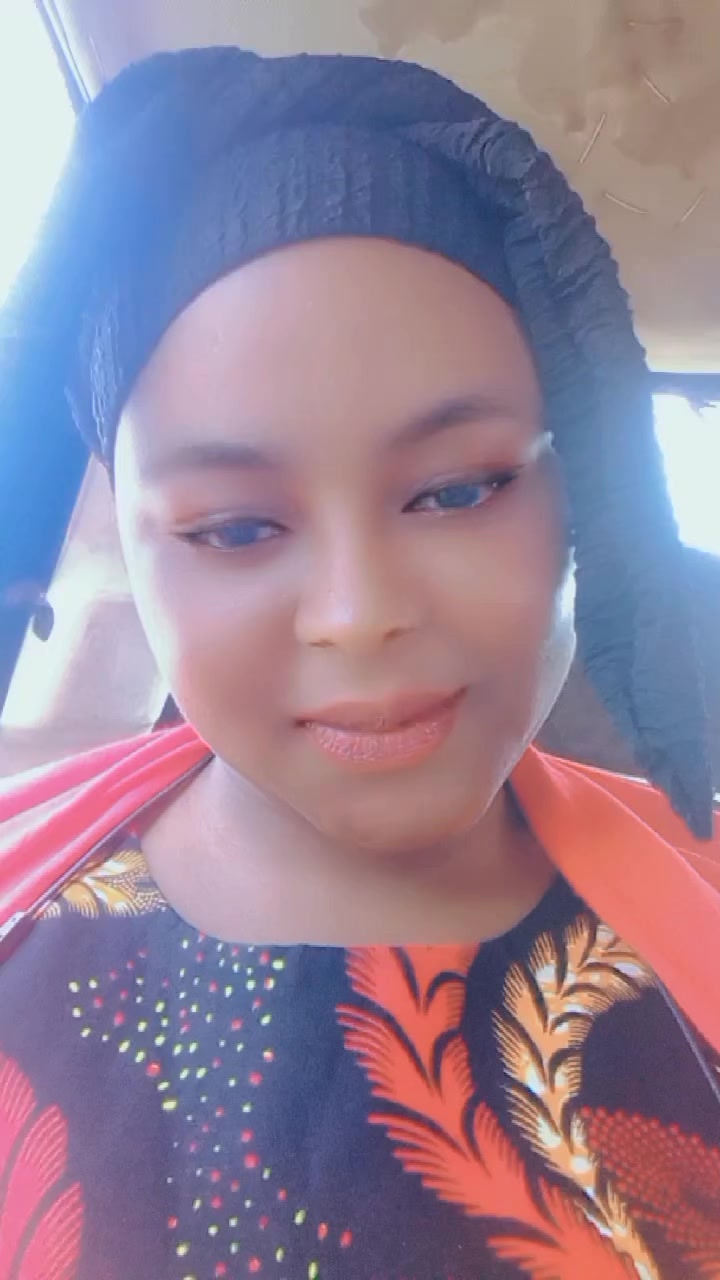 @Fatima 🥰🥰