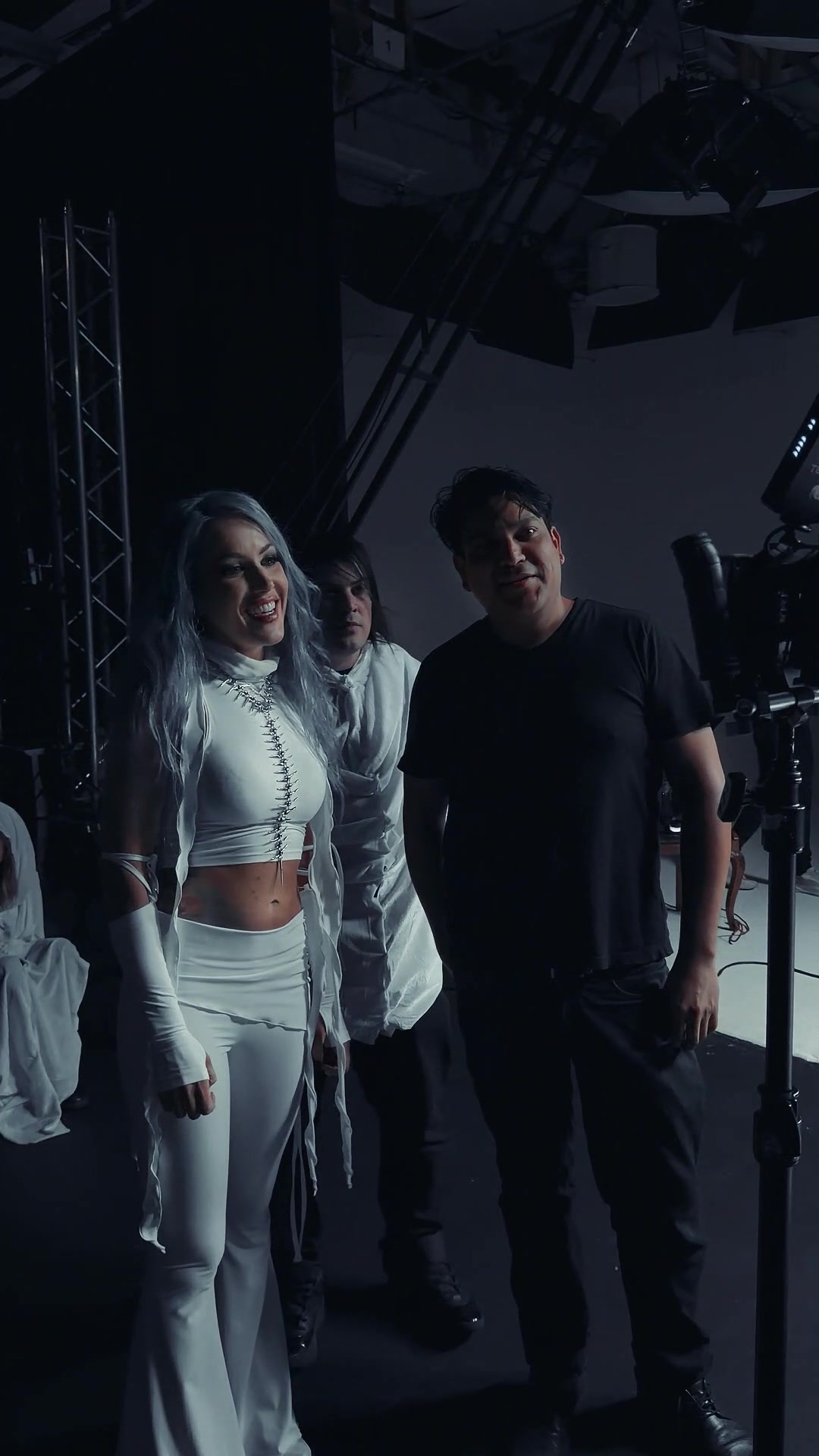 @Alissa White-Gluz
