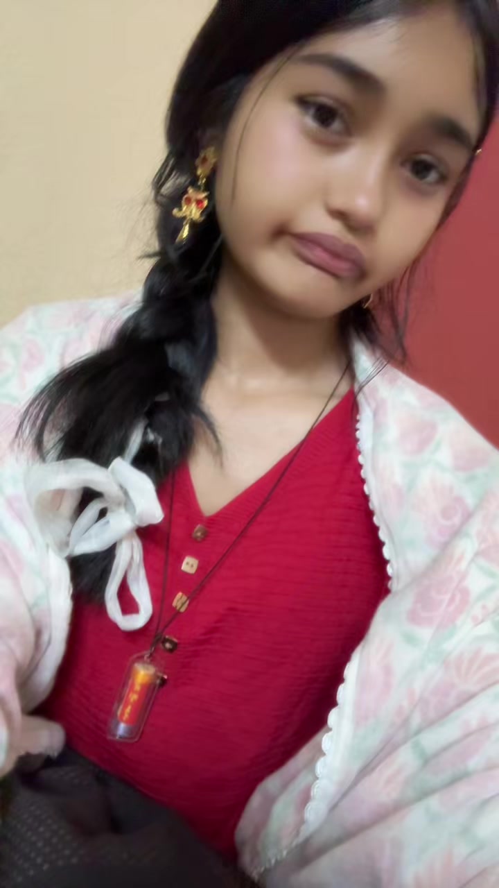@Aashma Lo Tamang 🫶🏼🎀
