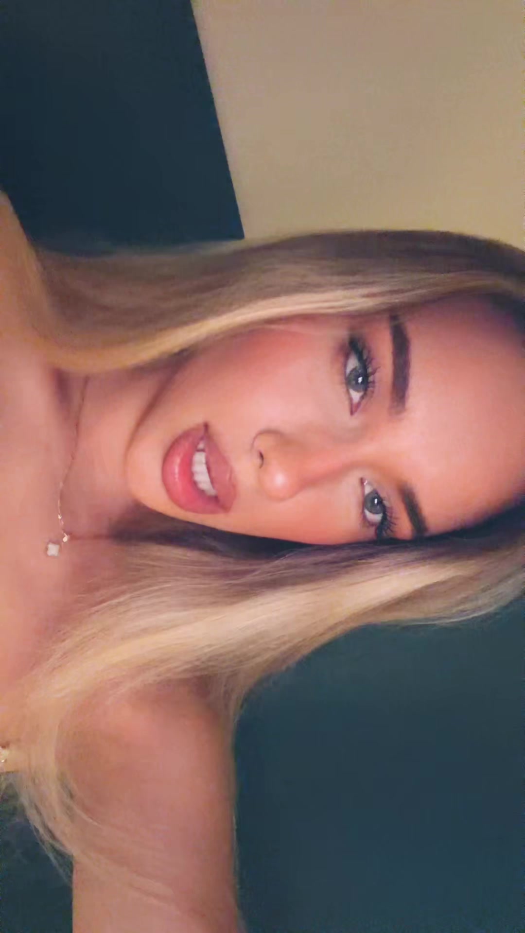 @Анђелина