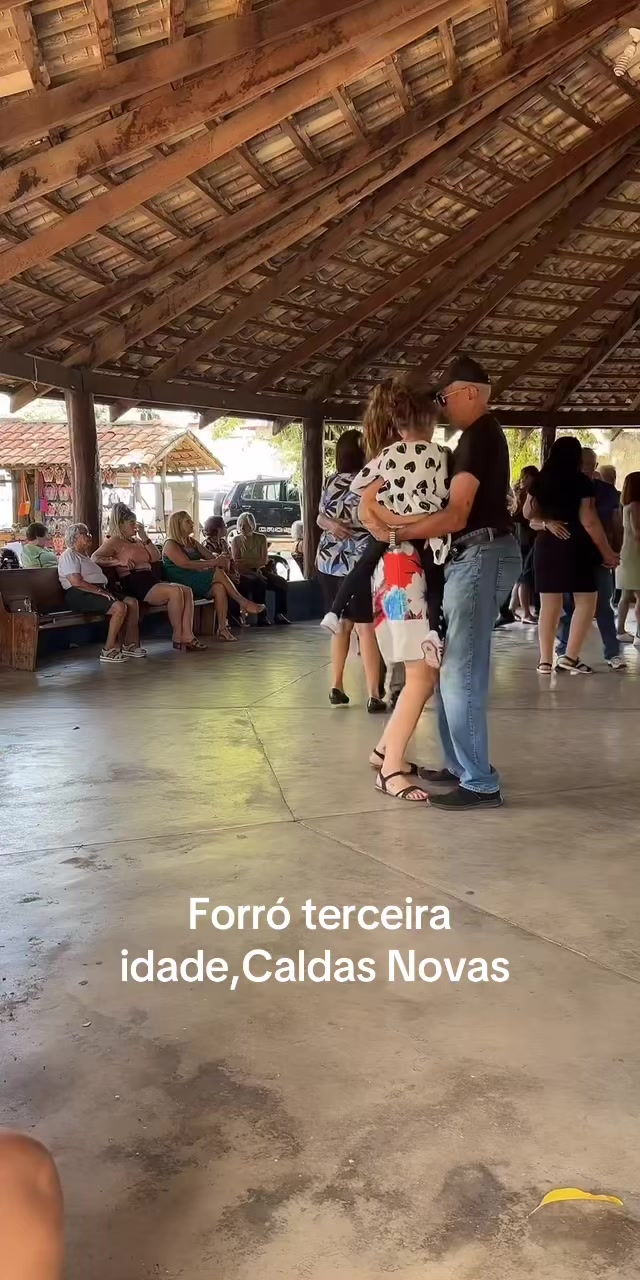 @Empresária_Angela