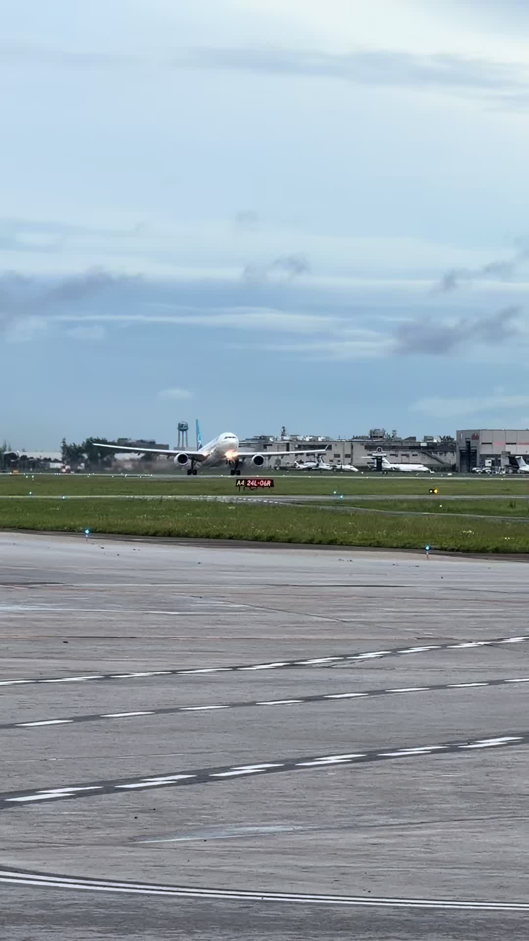 @Yan_Aviation