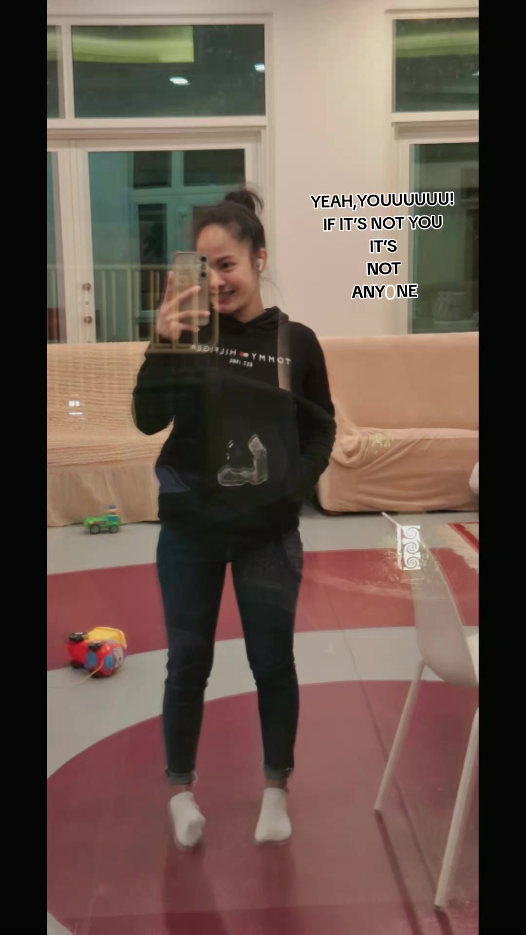 @veeaaaaa