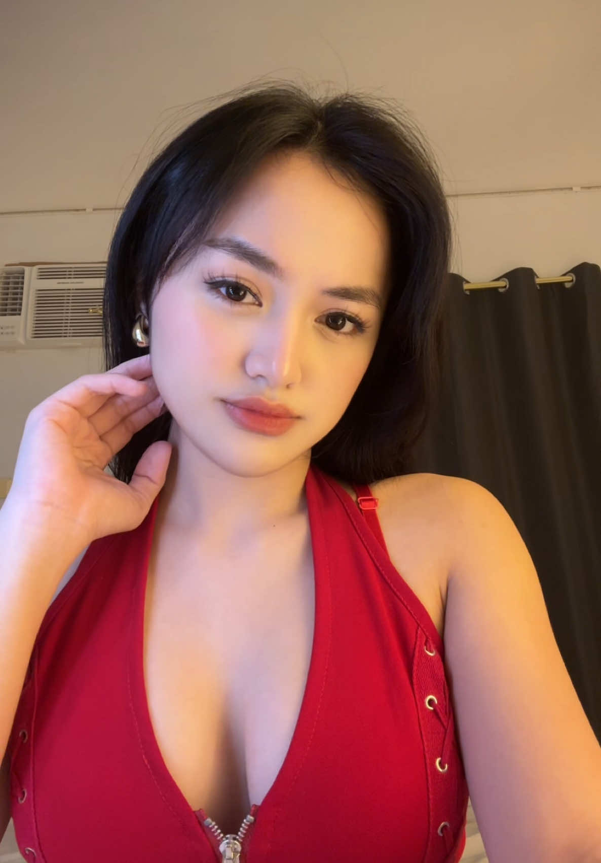 @ella