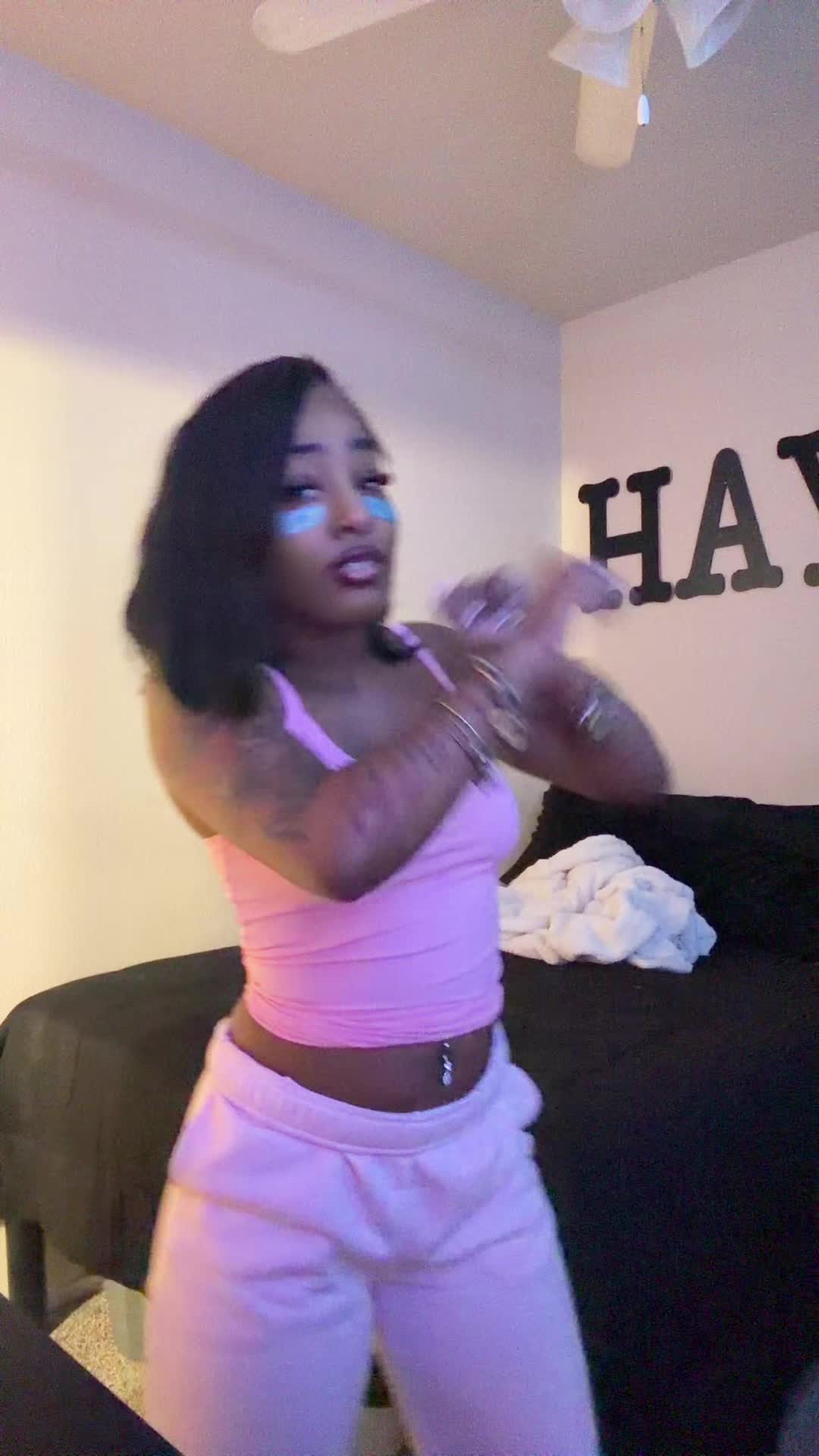 @THEDIORNOEL🇩🇴