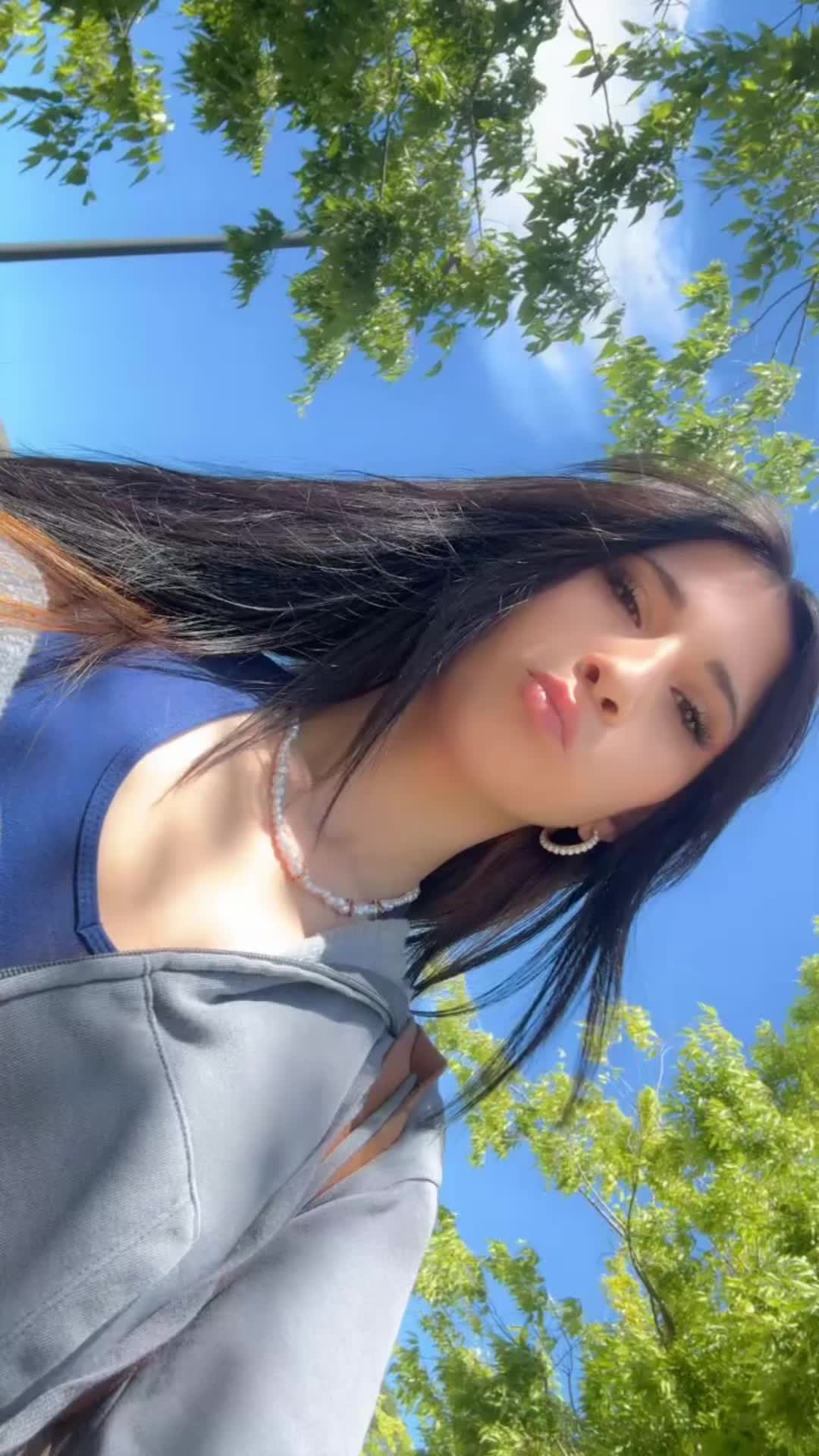 @<3