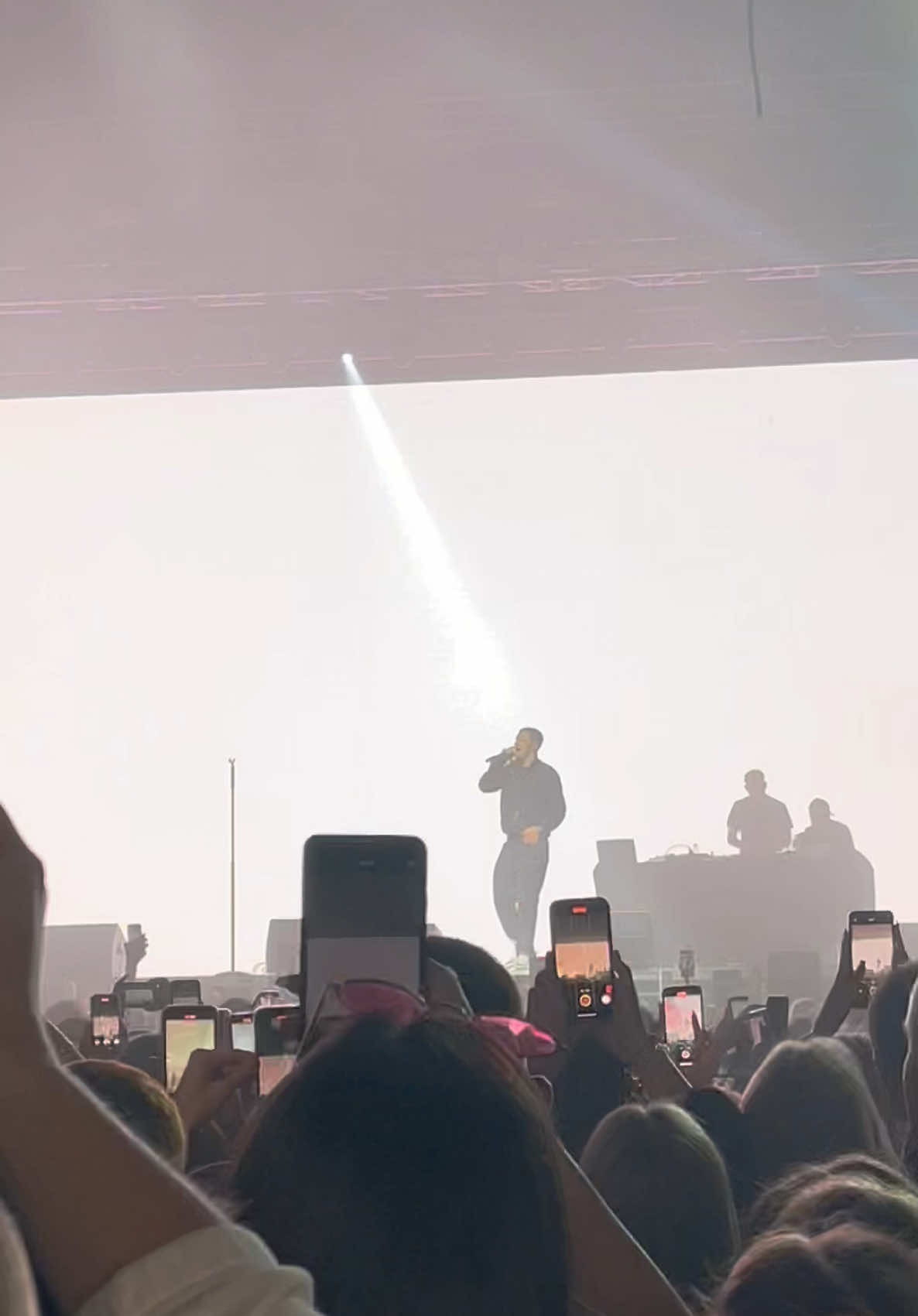 @Миллая💫