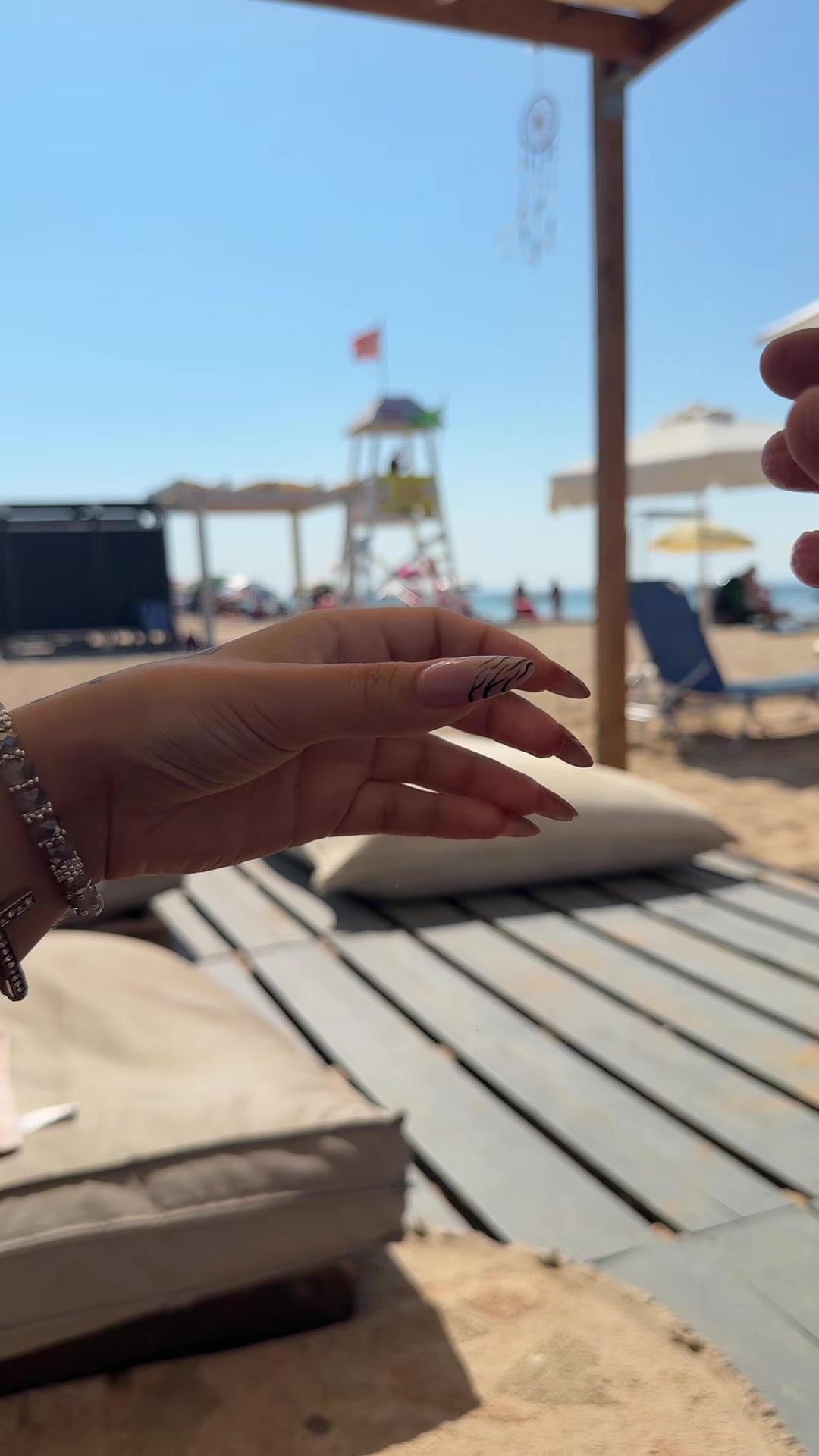 @🌴 𝐉 𝐎 𝐕 𝐀 𝐍 𝐀 🌴