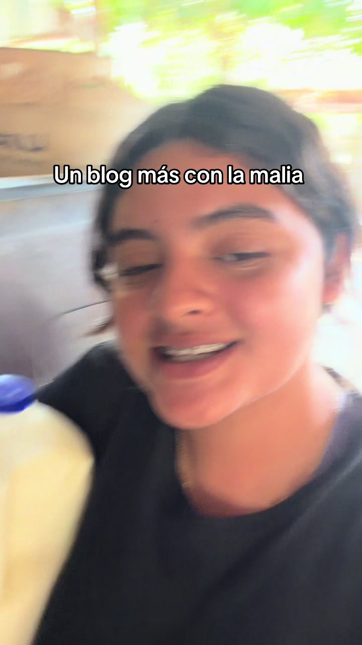 @liz_alvarez42