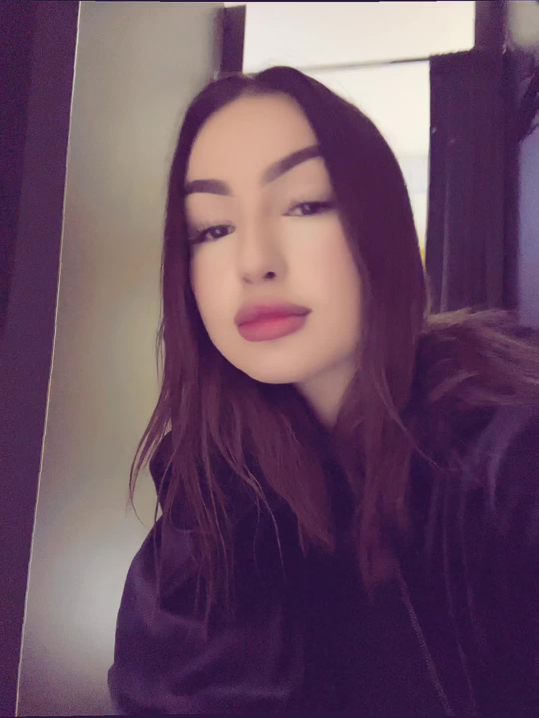 @Angelina