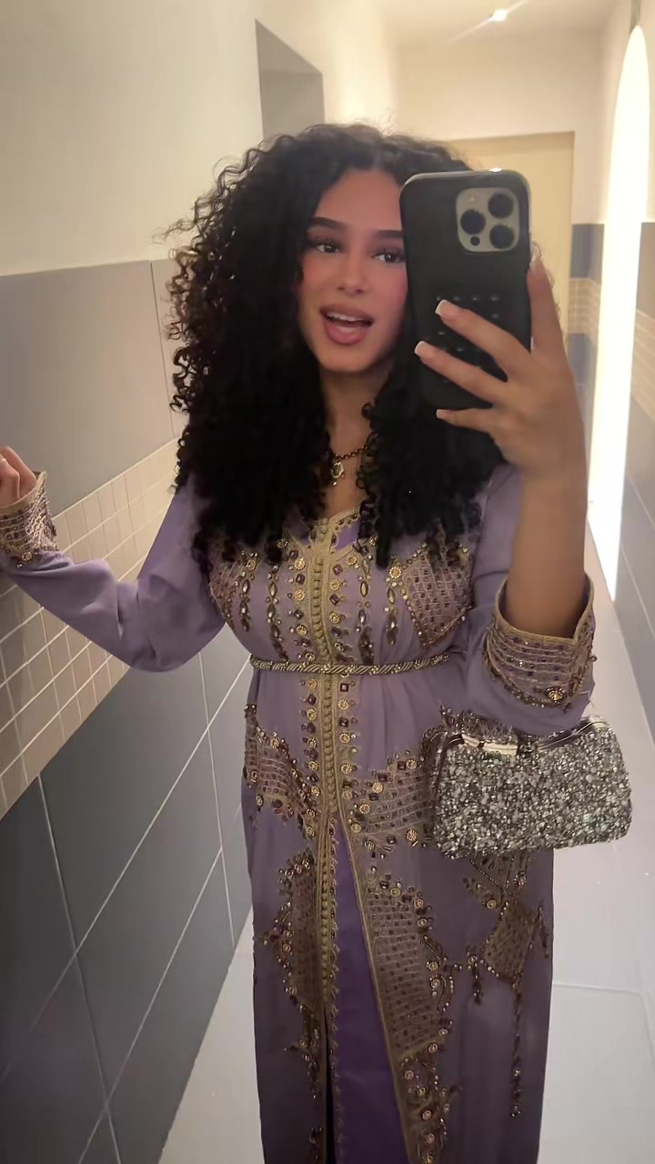 @𝒍𝒊𝒏𝒂