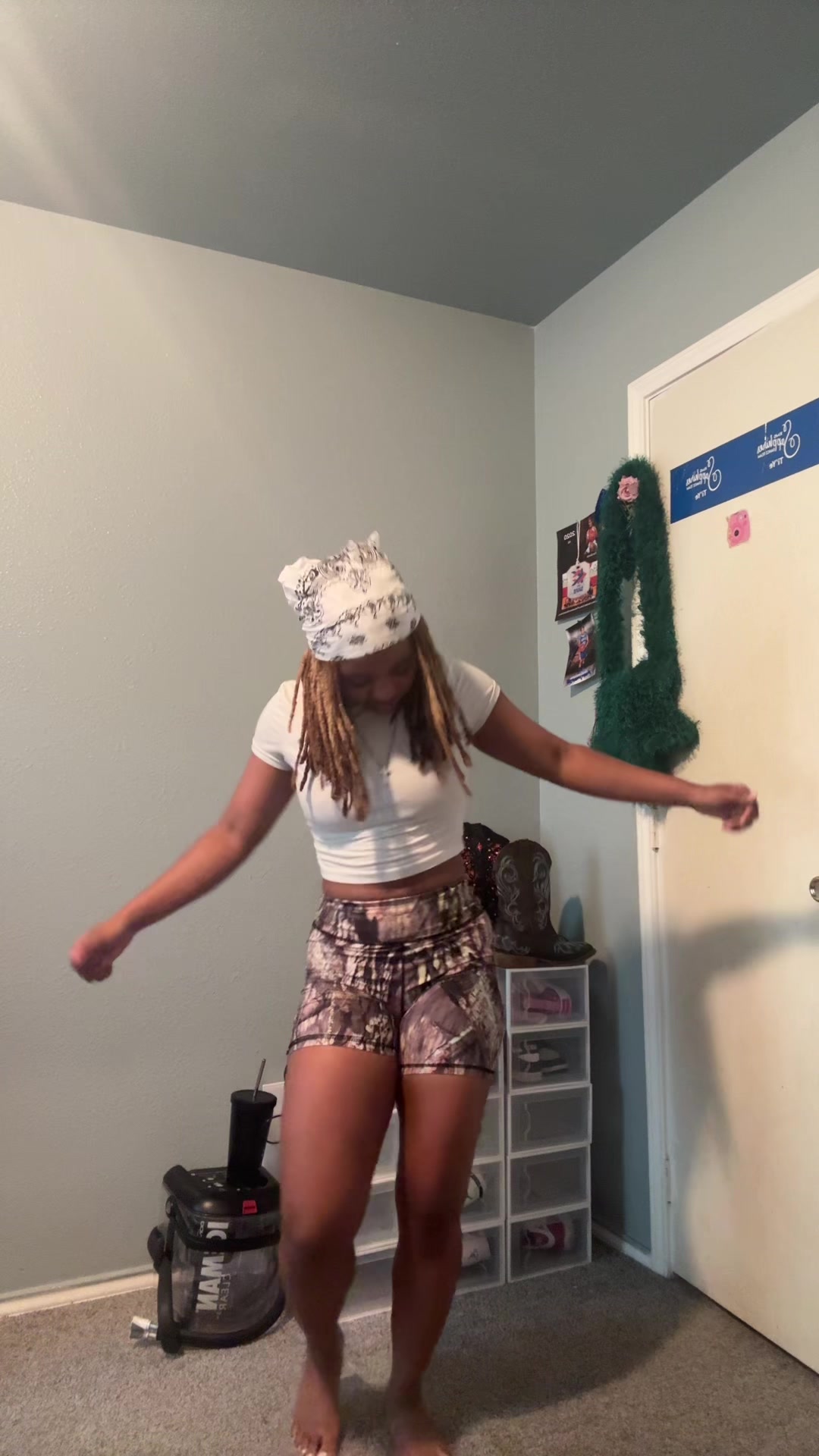 @Tizzy poo🥰