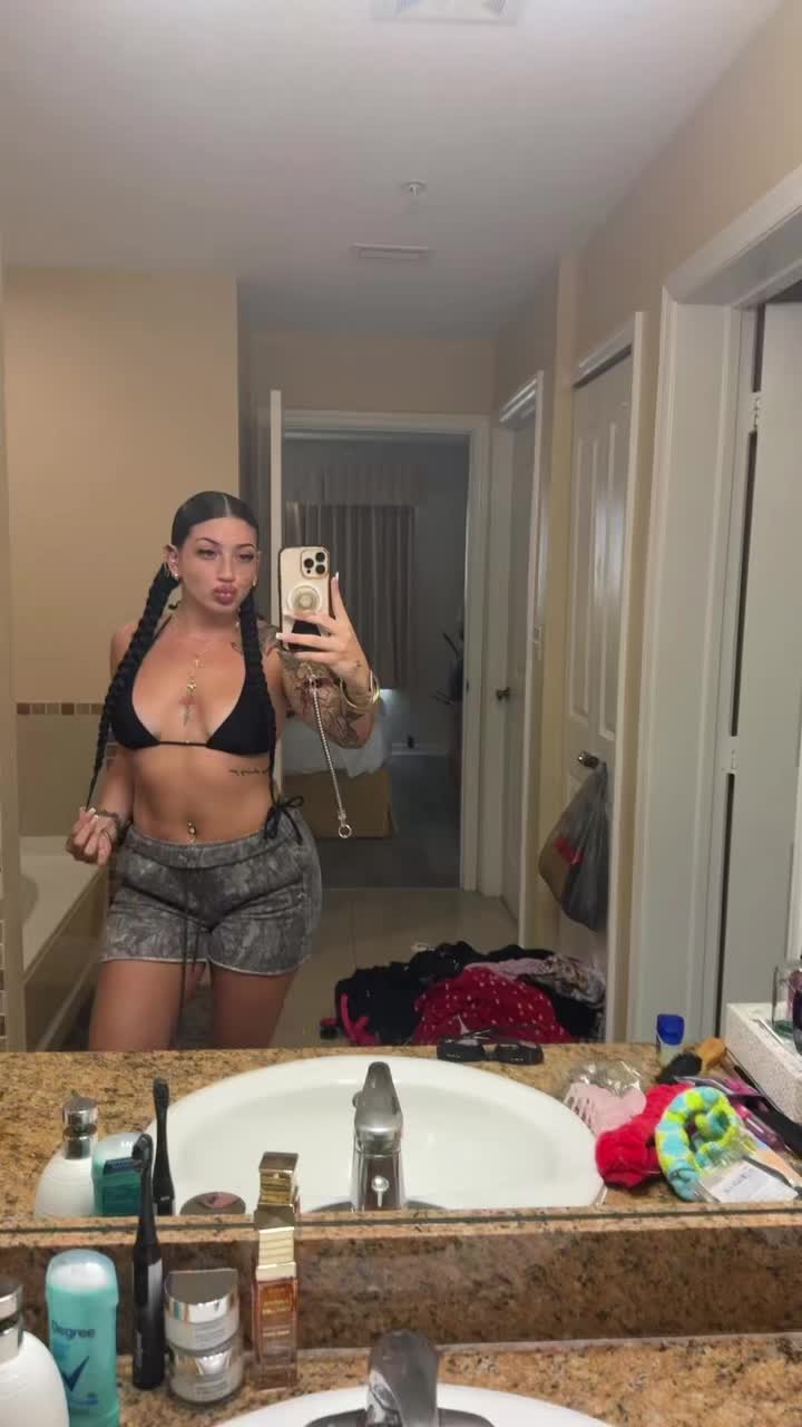 @shanvsthewrld