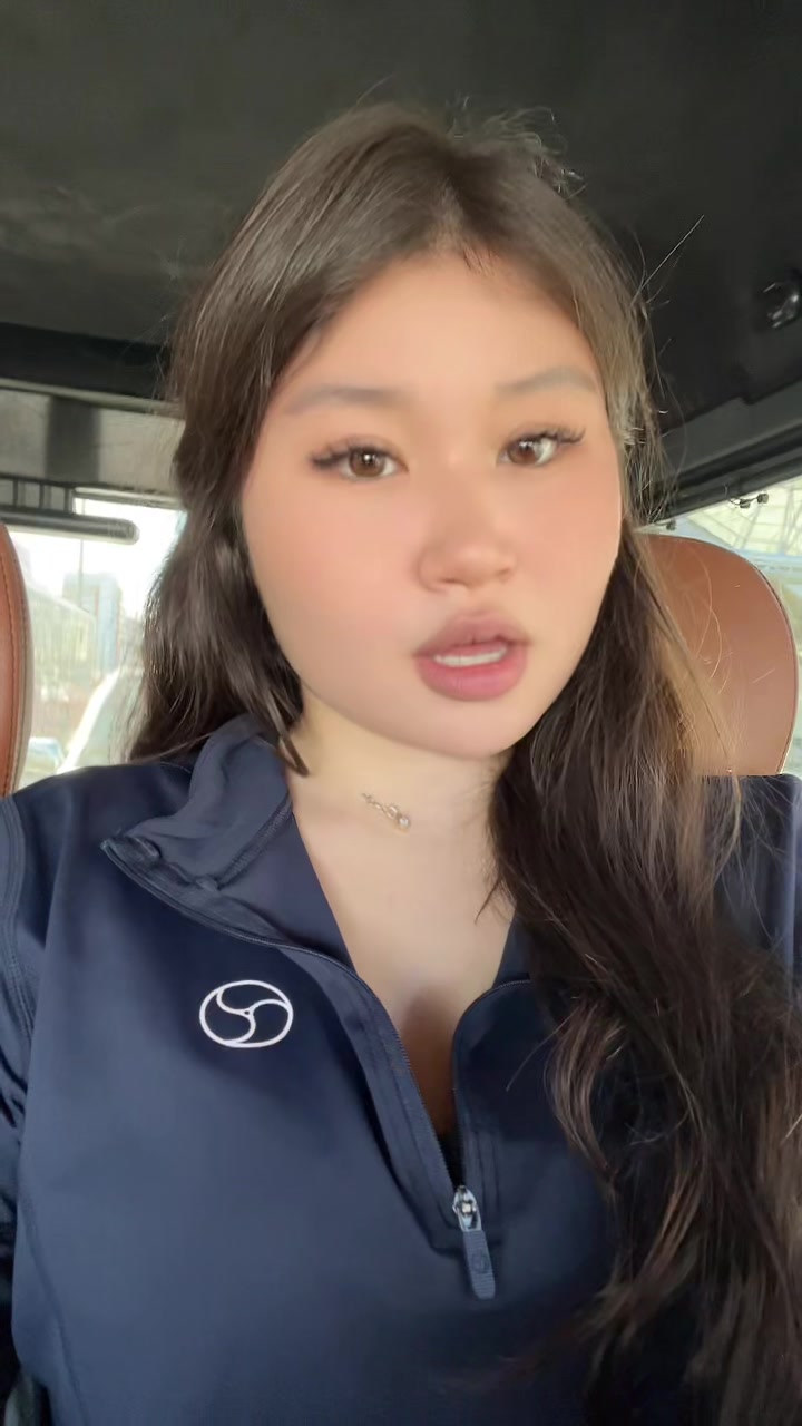 @098bv