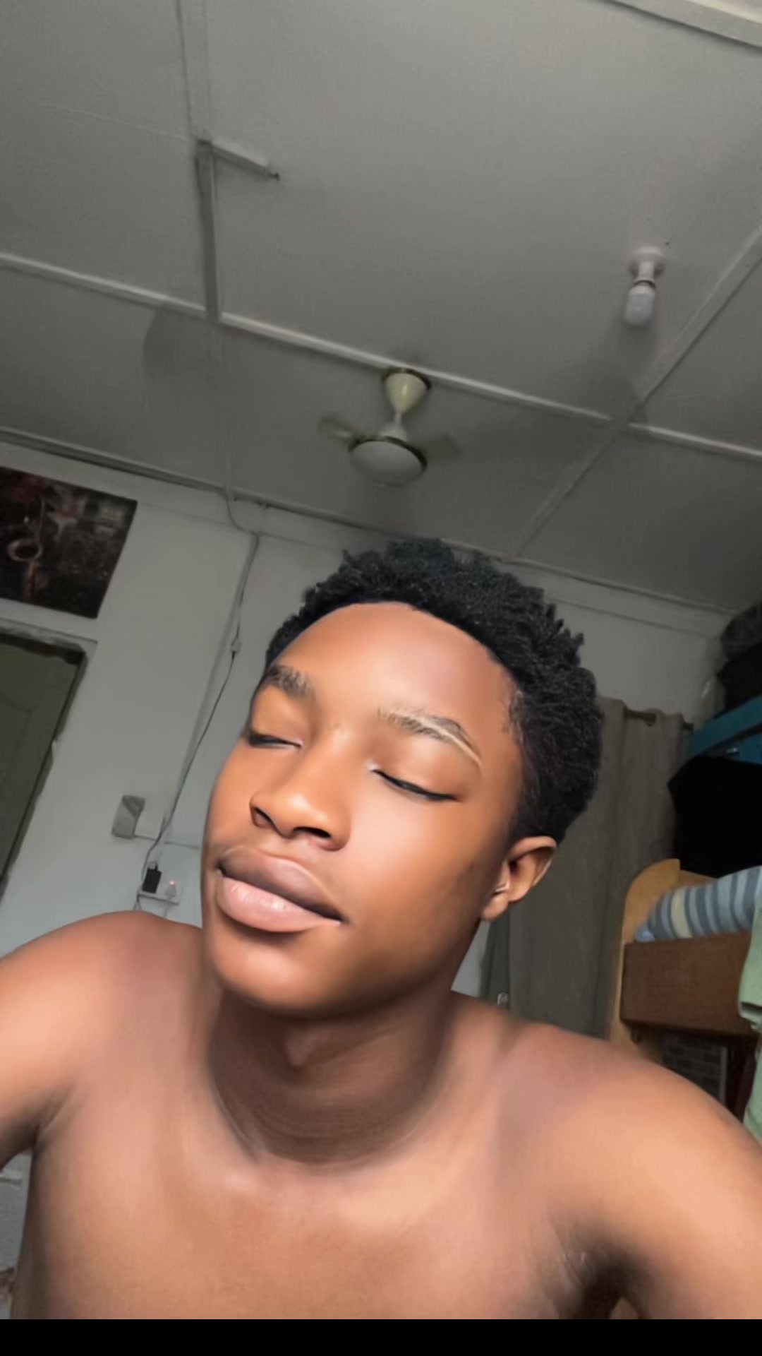 @𝙻𝚒𝚕_𝚀𝚠𝚎𝚜𝚒🥹💕