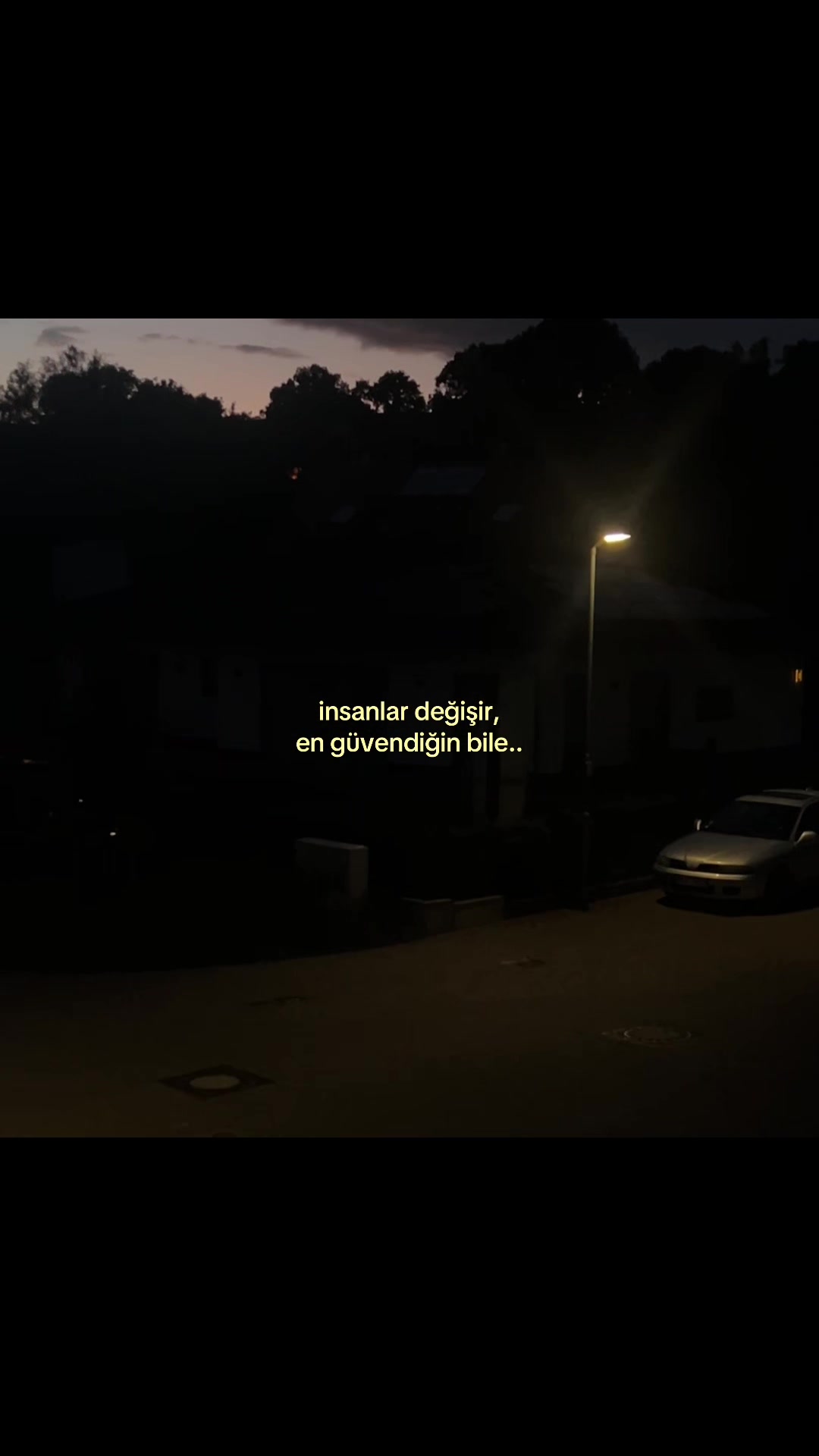 @ℰ.
