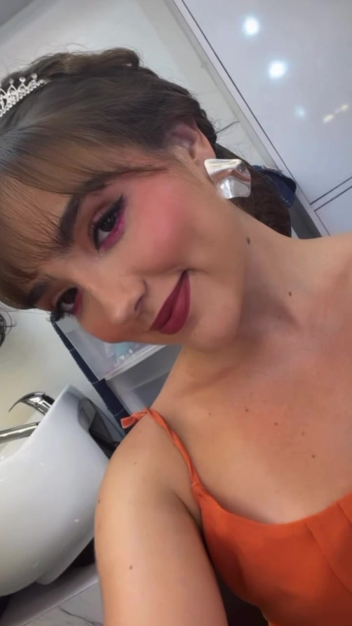 @elainearchive