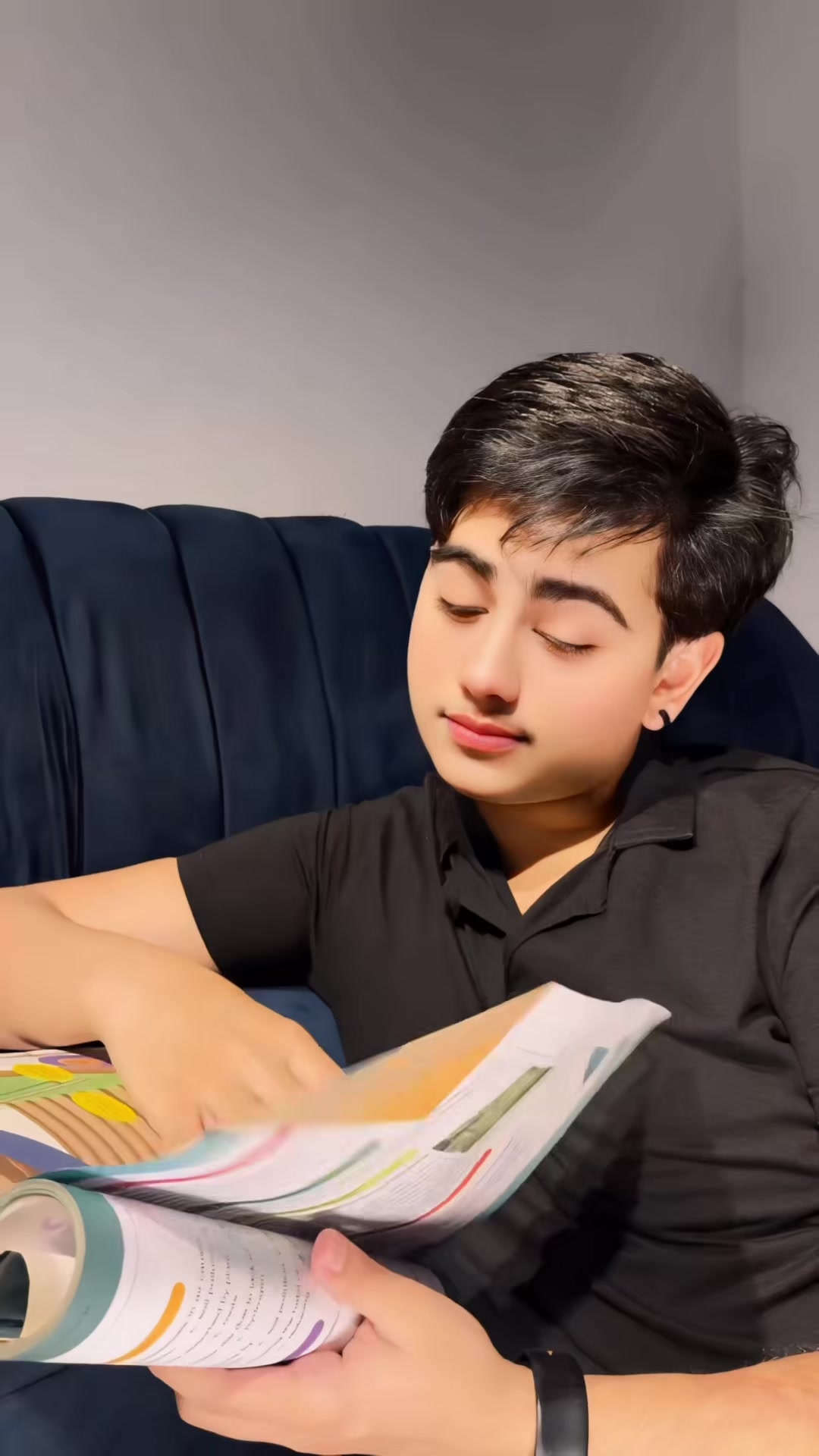 @𝙃𝙚: 𝘼  𝙒𝙊𝙇𝙁 🐺🥵