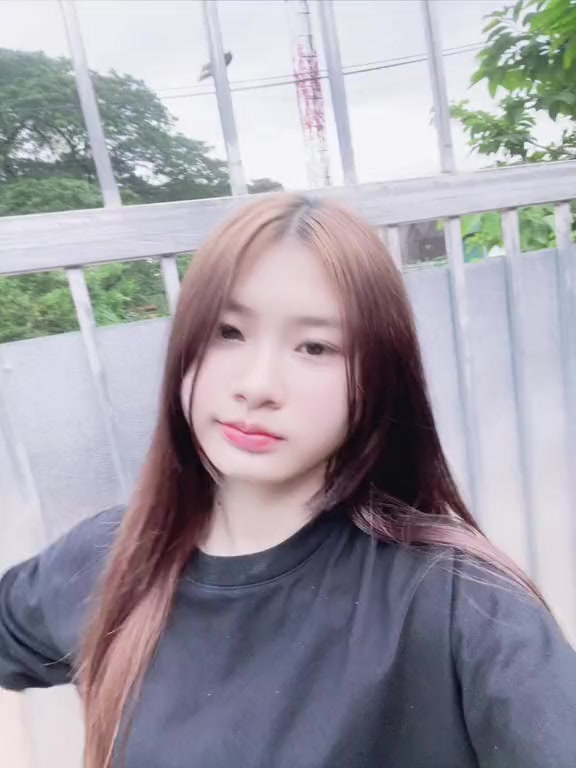 @ຫົວເເບ້ນ😛