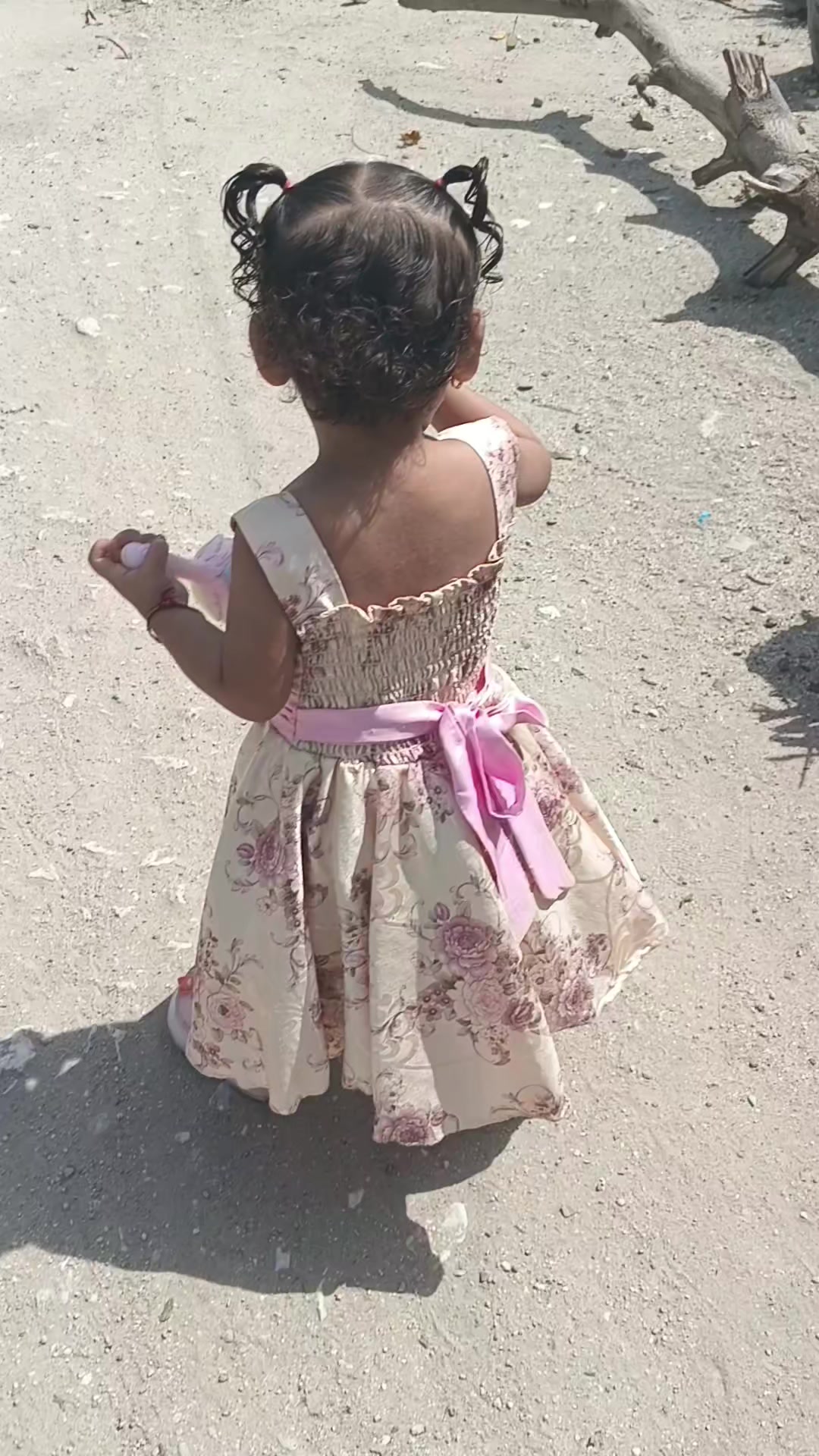 @Valentina🌸