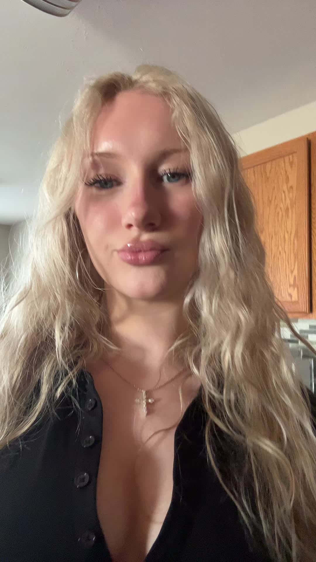 @Angel 👼
