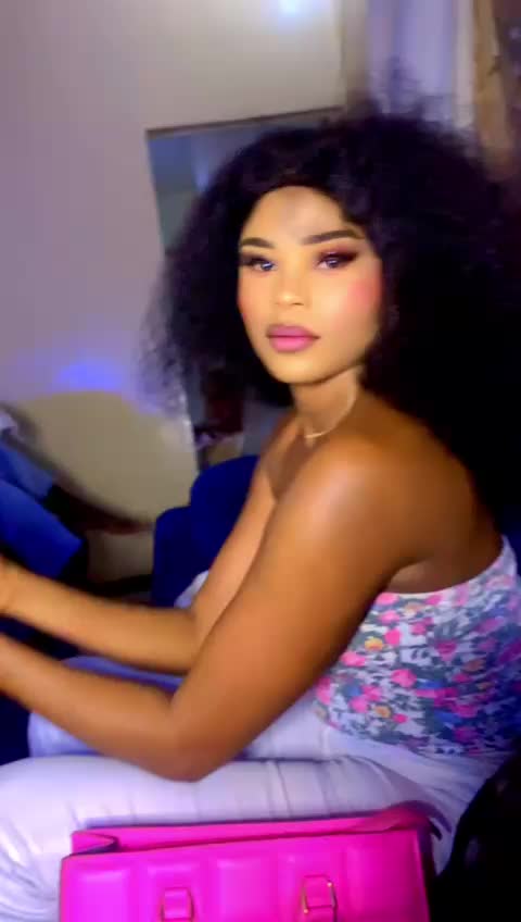 @nickella1