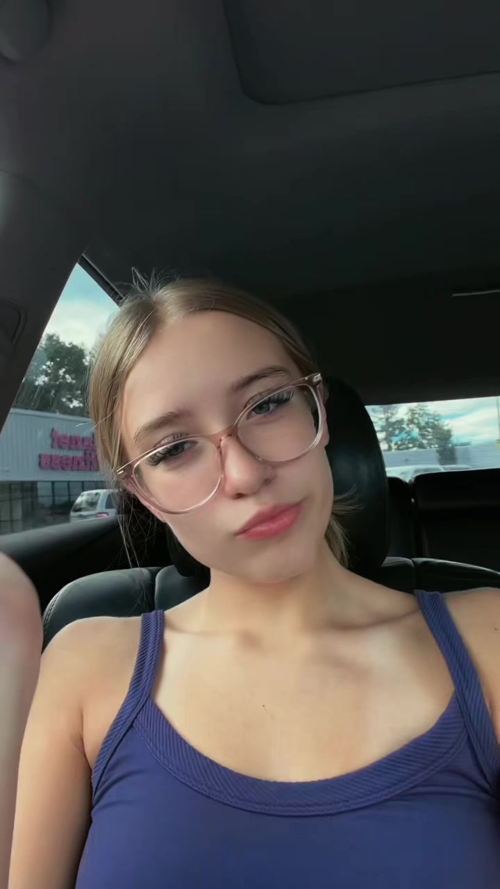 @glitteryunicornpuhh
