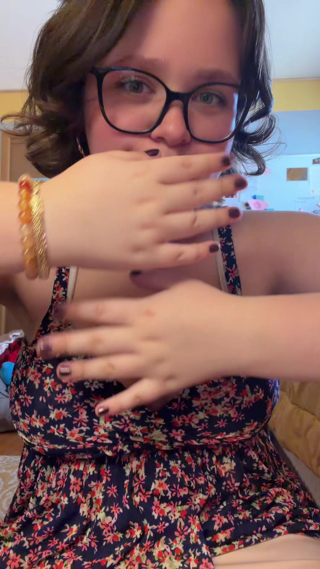 @ella 🐞