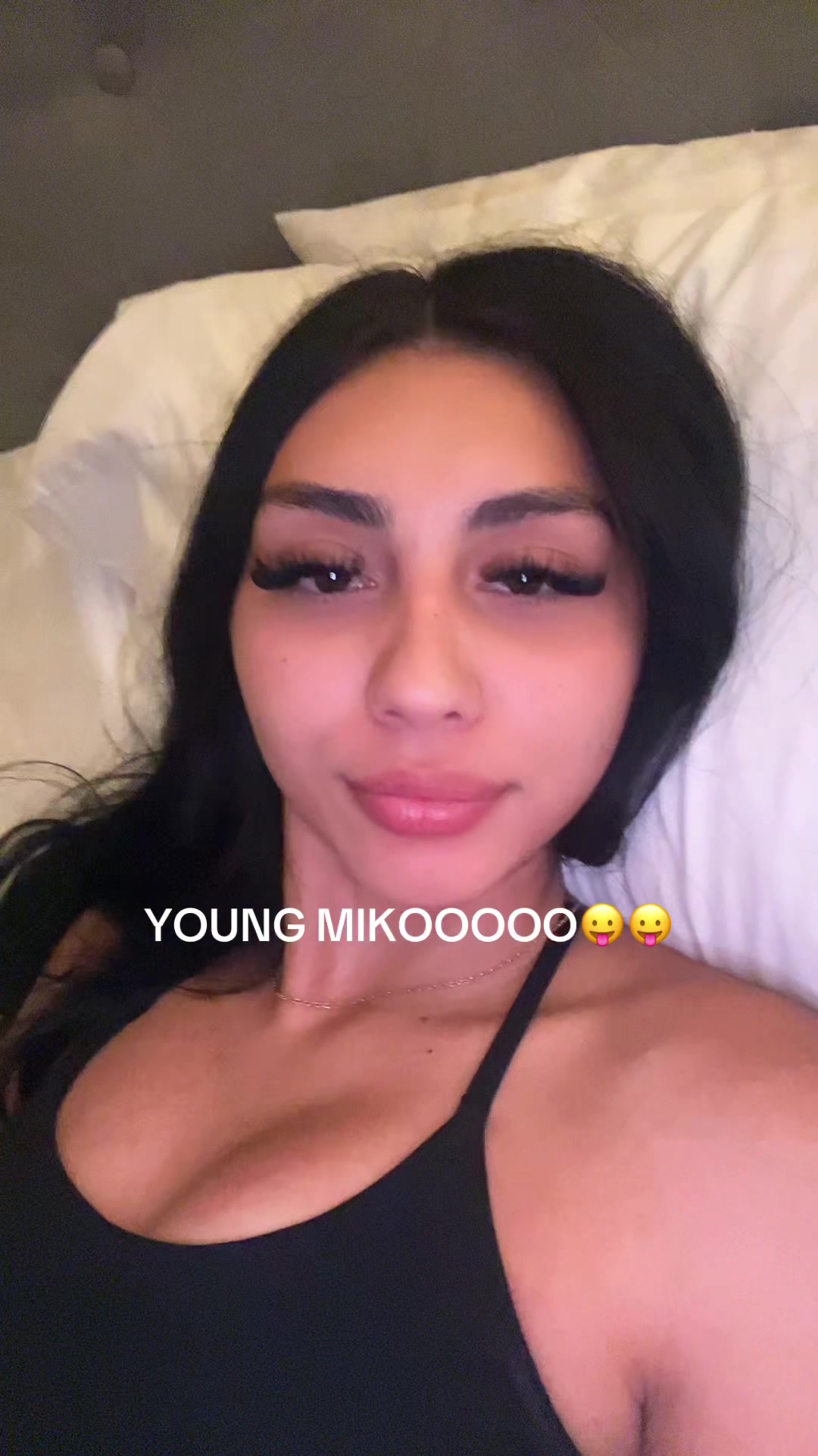 @<3